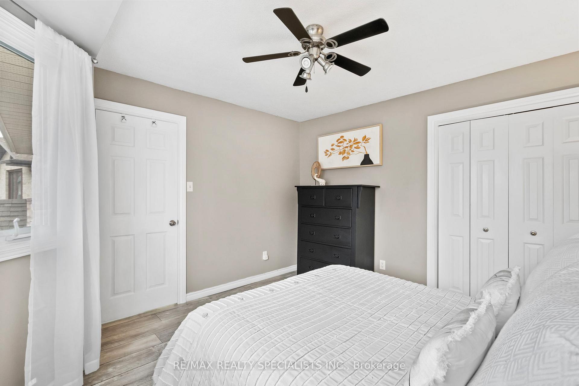 Photo 15 of 20 Driftwood Place, Hamilton, Stoney Creek Mountain — HOMEH