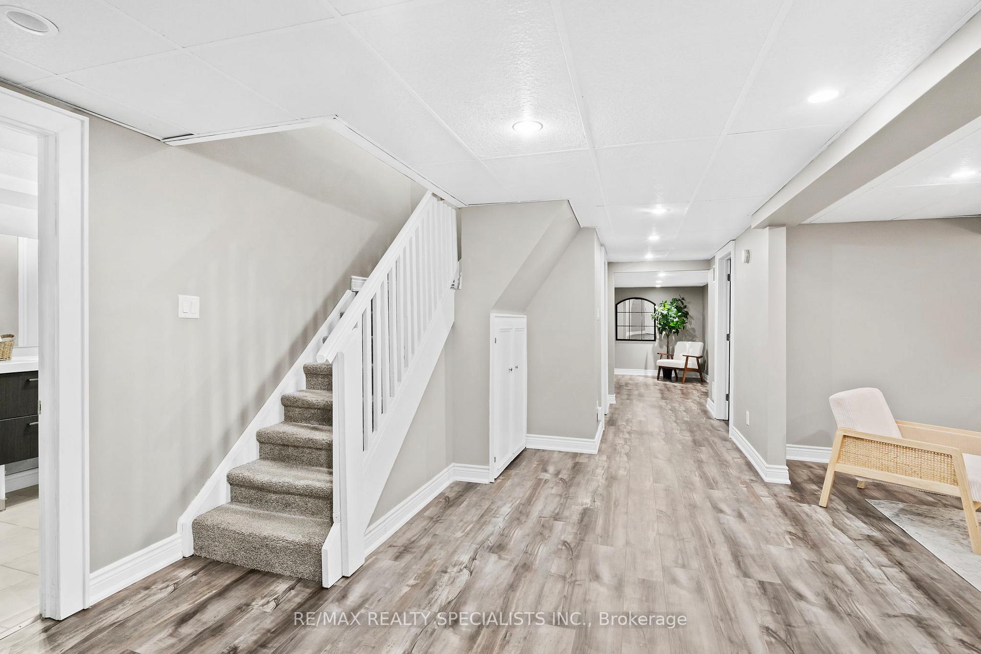 Photo 45 of 20 Driftwood Place, Hamilton, Stoney Creek Mountain — HOMEH