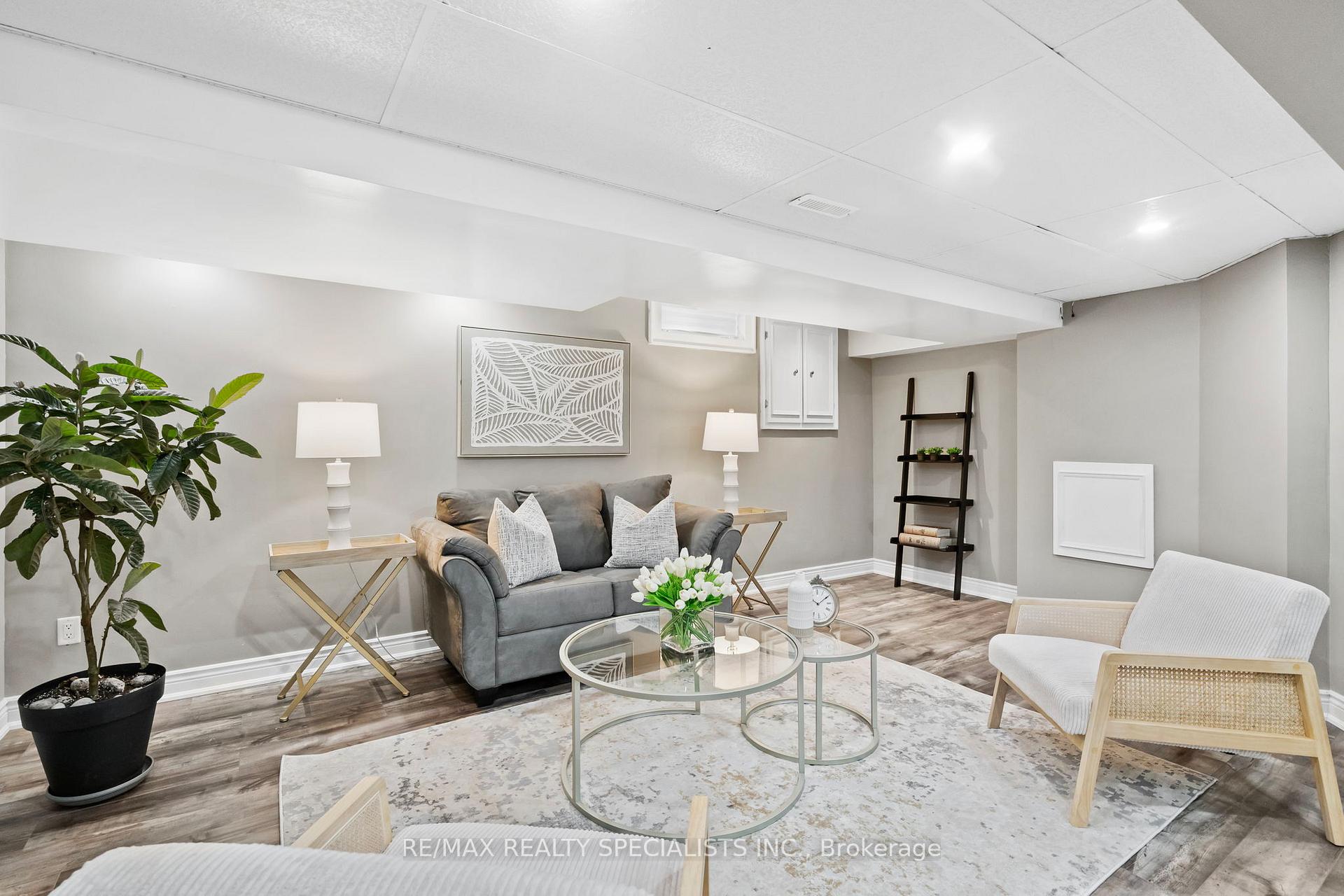 Photo 42 of 20 Driftwood Place, Hamilton, Stoney Creek Mountain — HOMEH