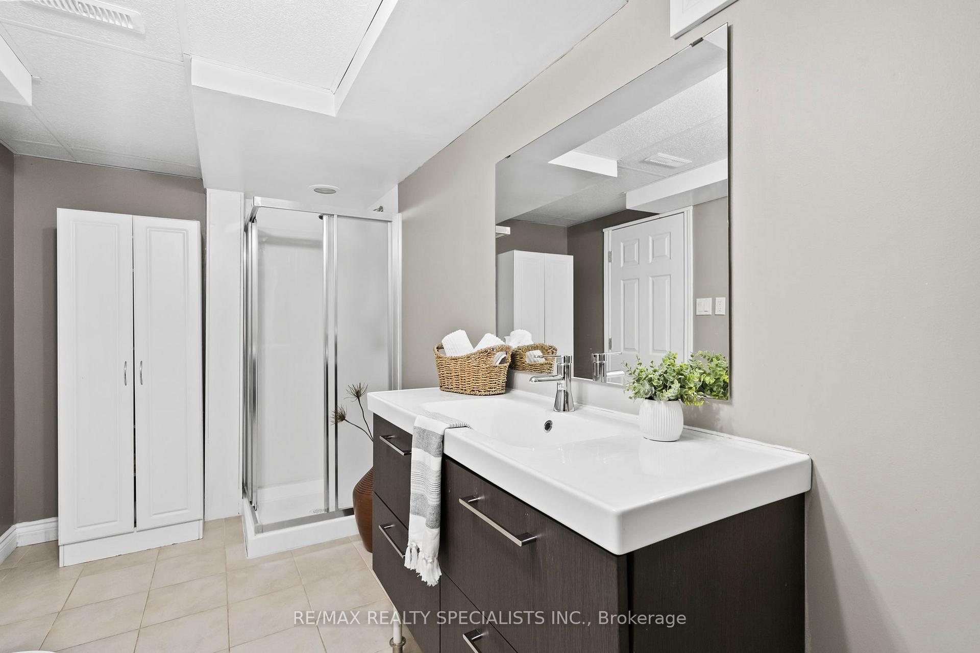 Photo 22 of 20 Driftwood Place, Hamilton, Stoney Creek Mountain — HOMEH
