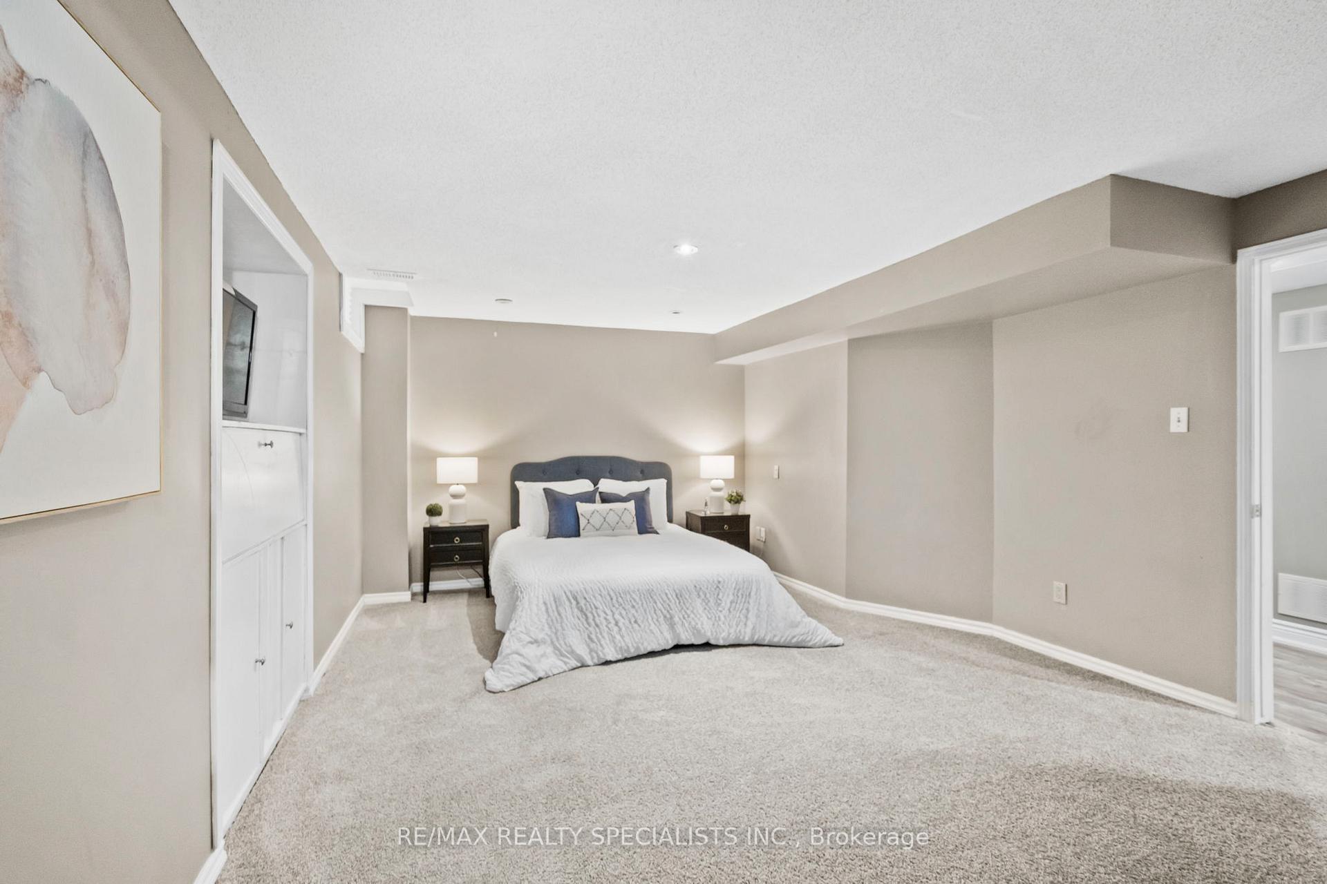Photo 19 of 20 Driftwood Place, Hamilton, Stoney Creek Mountain — HOMEH