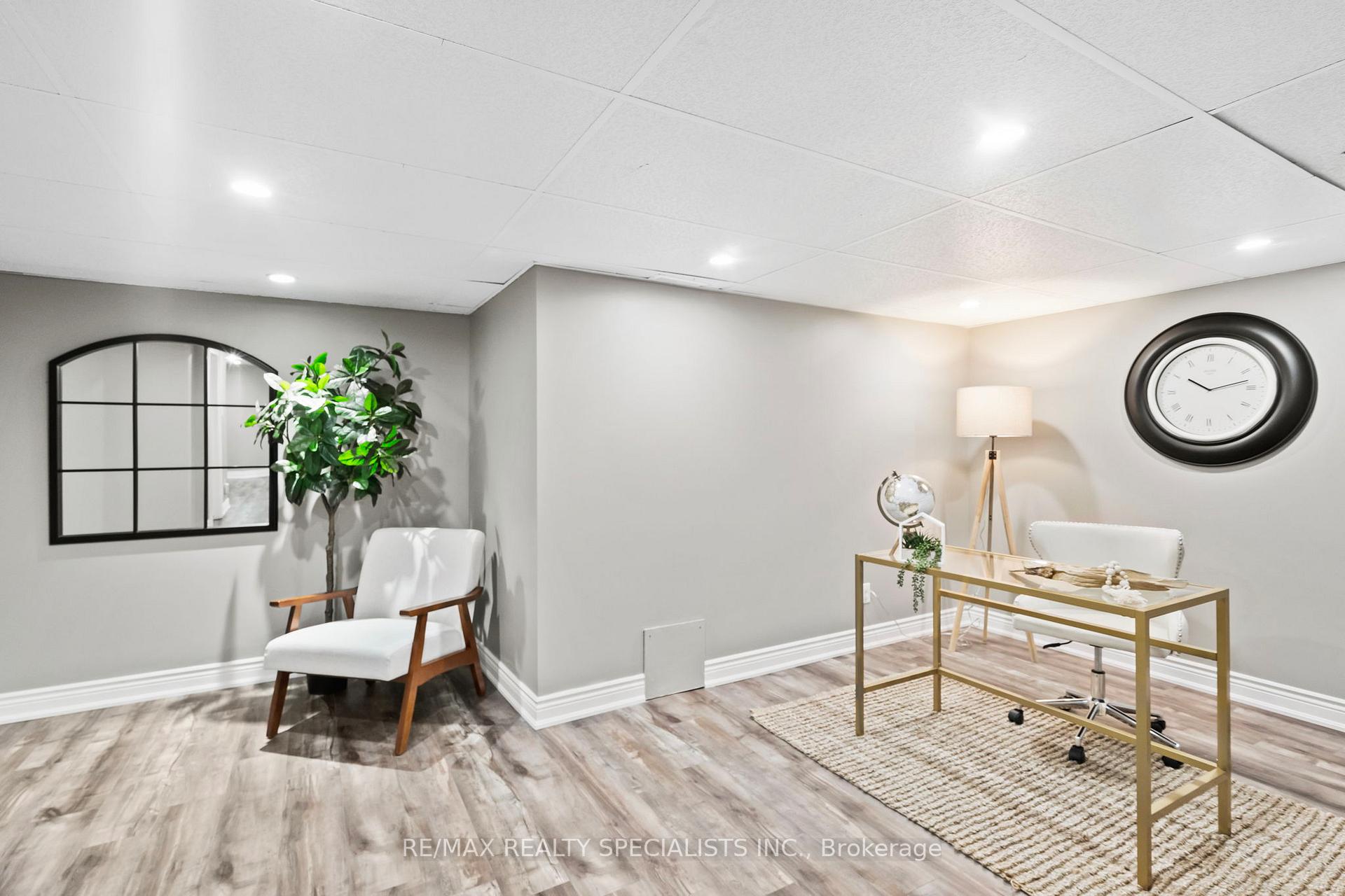 Photo 37 of 20 Driftwood Place, Hamilton, Stoney Creek Mountain — HOMEH