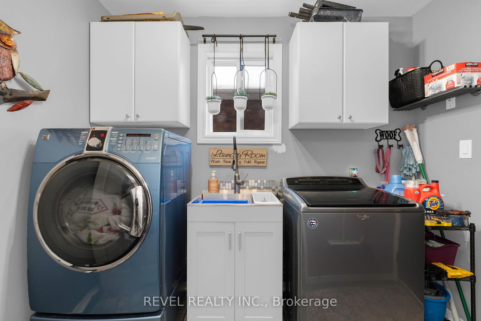 Photo 8 of 16 Girdwood Drive, Barrie, Holly — HOMEH