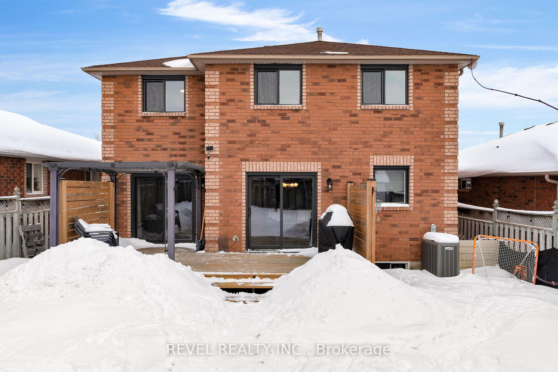 Photo 34 of 16 Girdwood Drive, Barrie, Holly — HOMEH