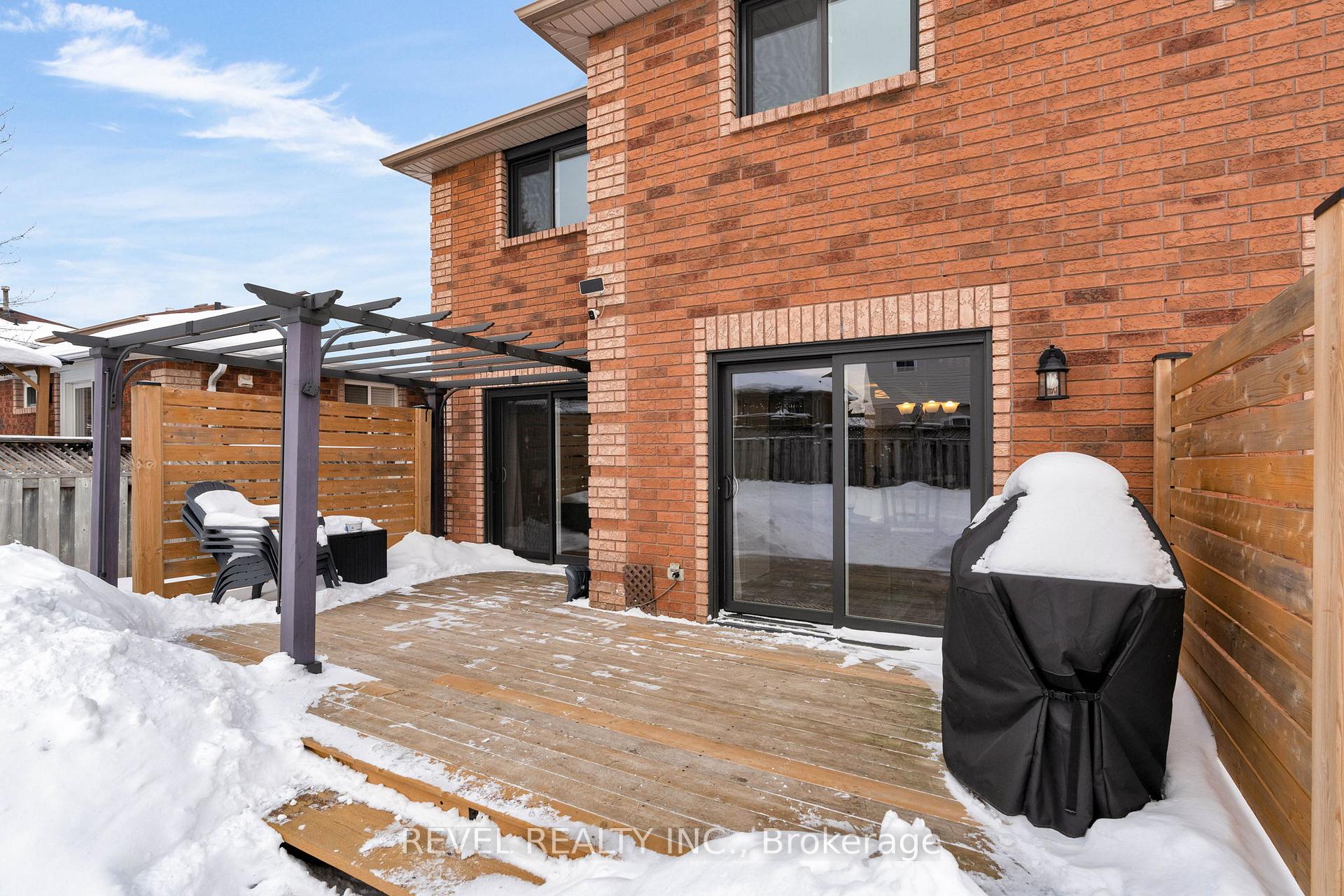 Photo 33 of 16 Girdwood Drive, Barrie, Holly — HOMEH