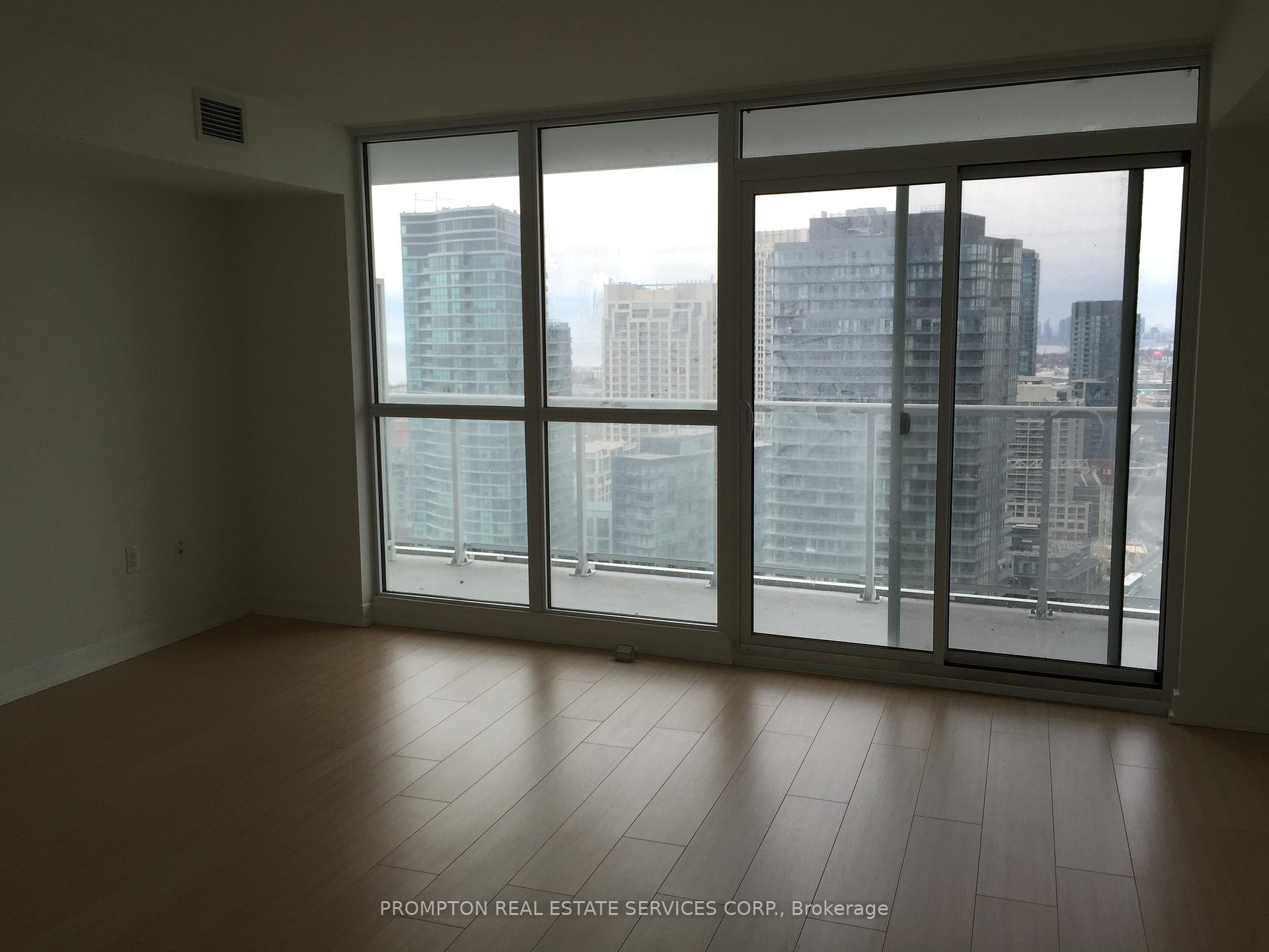Photo 13 of Unit 2909, 75 Queens Wharf Road, Toronto, Waterfront Communities — HOMEH