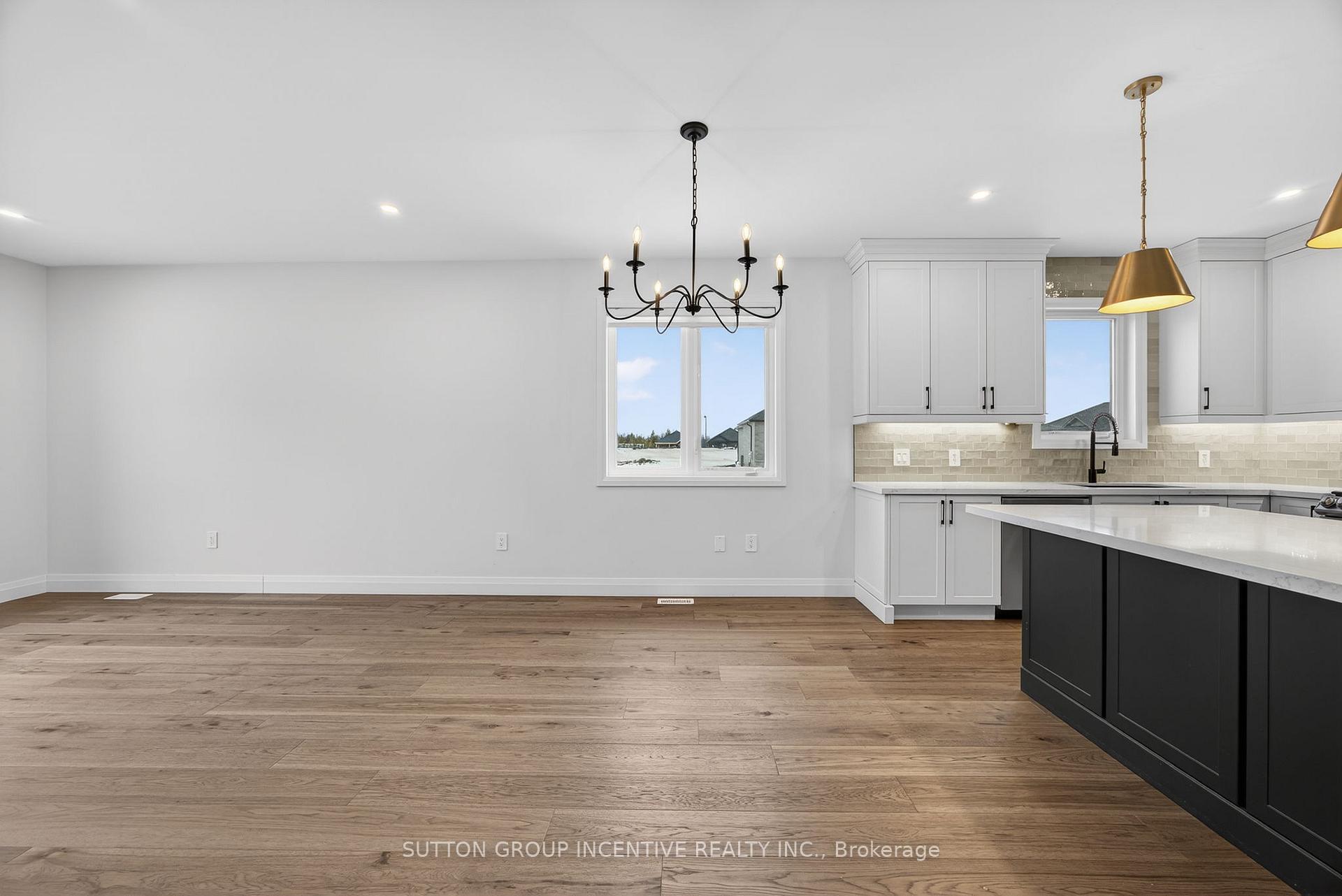Photo 43 of 123 Ritchie Crescent, Springwater, Elmvale — HOMEH