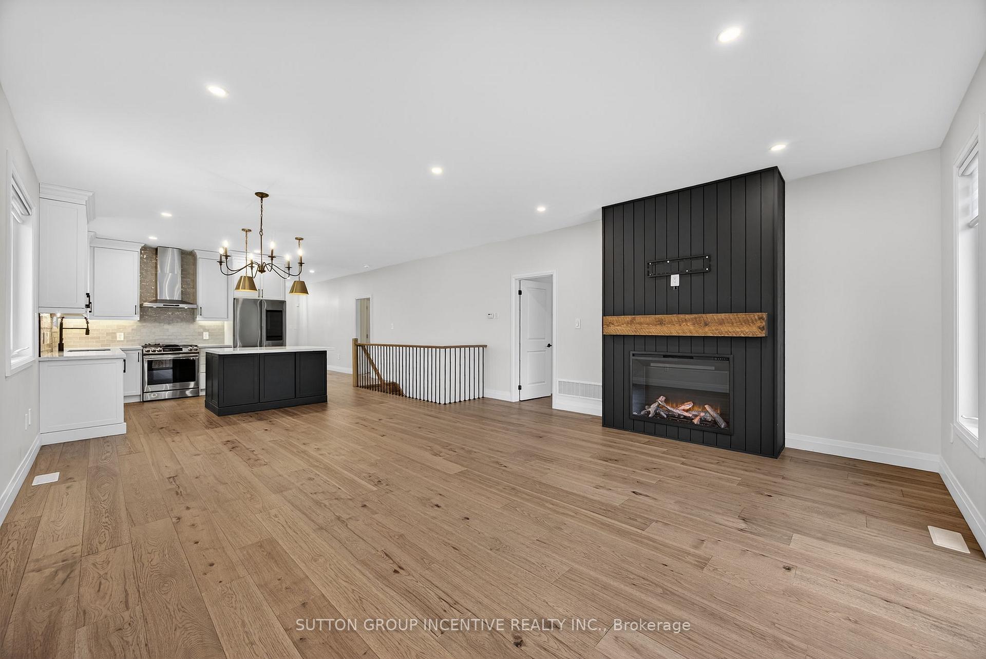 Photo 27 of 123 Ritchie Crescent, Springwater, Elmvale — HOMEH
