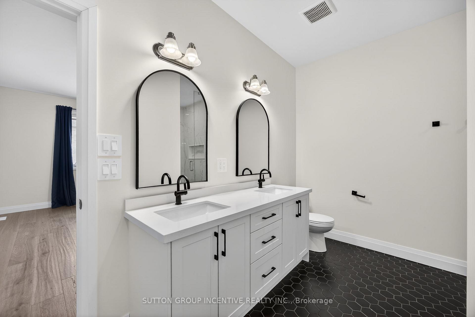 Photo 26 of 123 Ritchie Crescent, Springwater, Elmvale — HOMEH