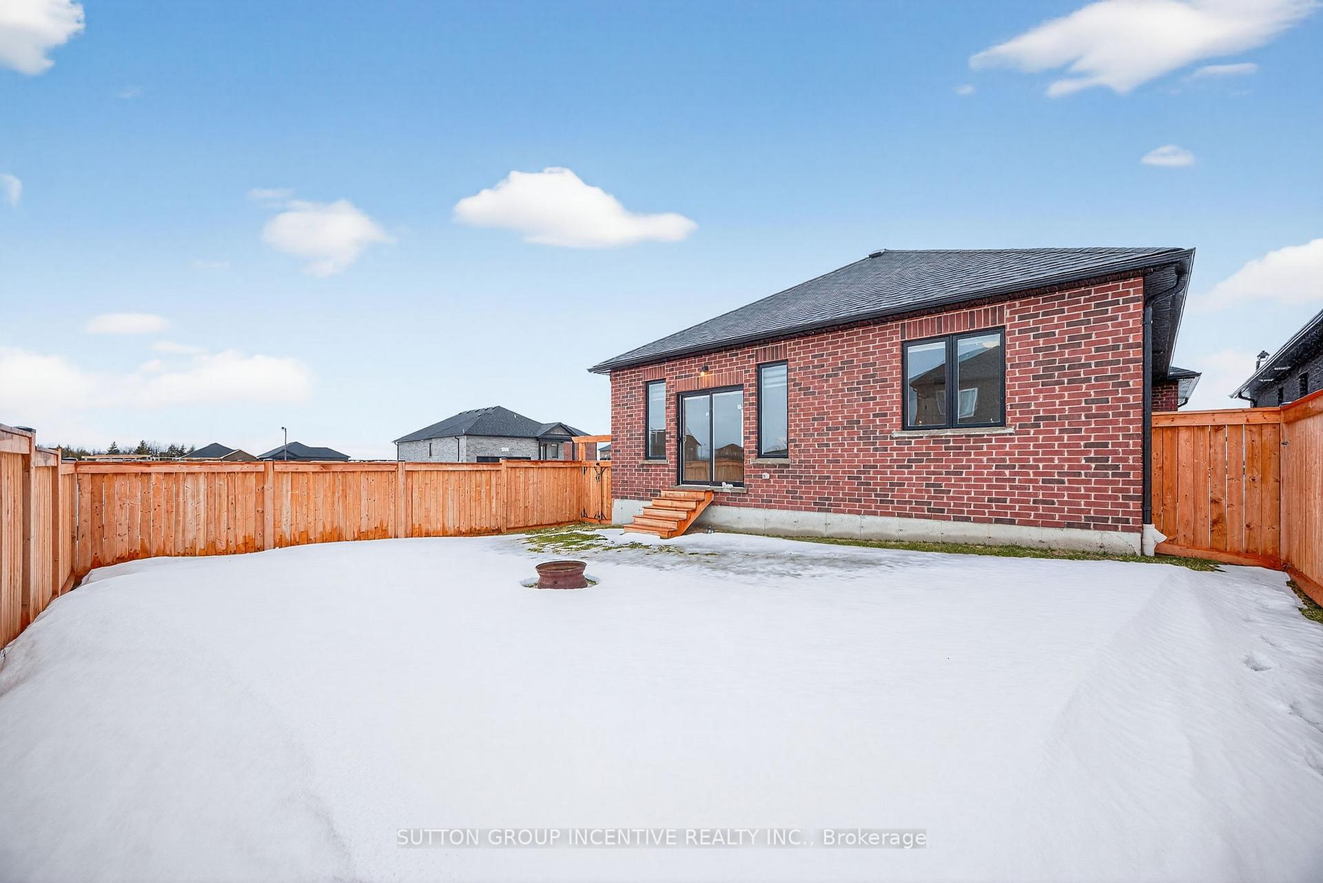 Photo 39 of 123 Ritchie Crescent, Springwater, Elmvale — HOMEH