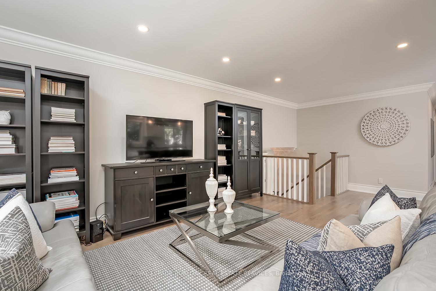Photo 7 of 1207 Richmond Road, Burlington, Brant — HOMEH