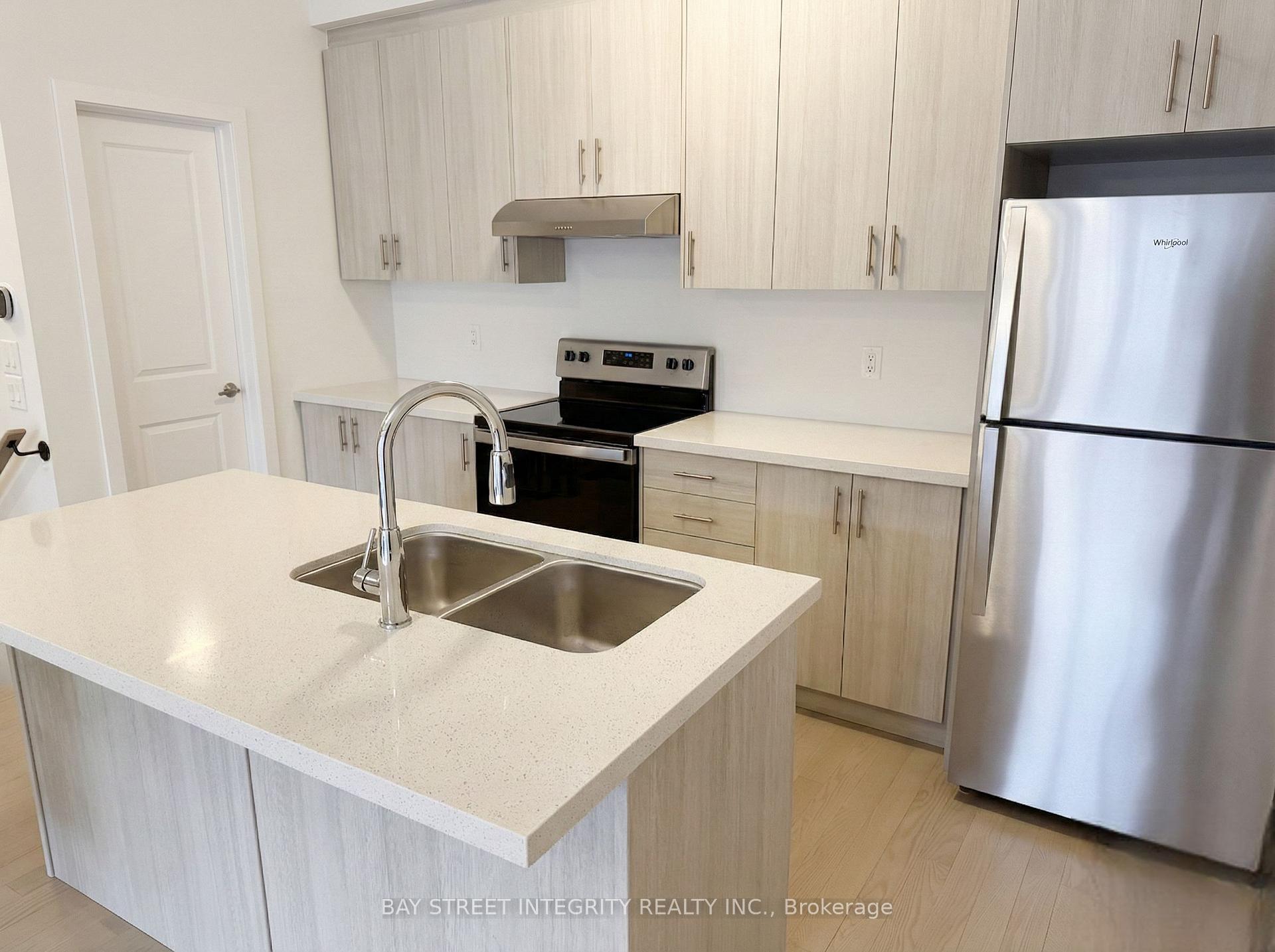 Photo 6 of 27 John Canning Way, Markham, Unionville — HOMEH
