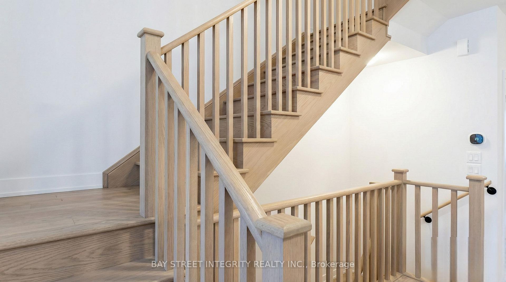 Photo 15 of 27 John Canning Way, Markham, Unionville — HOMEH