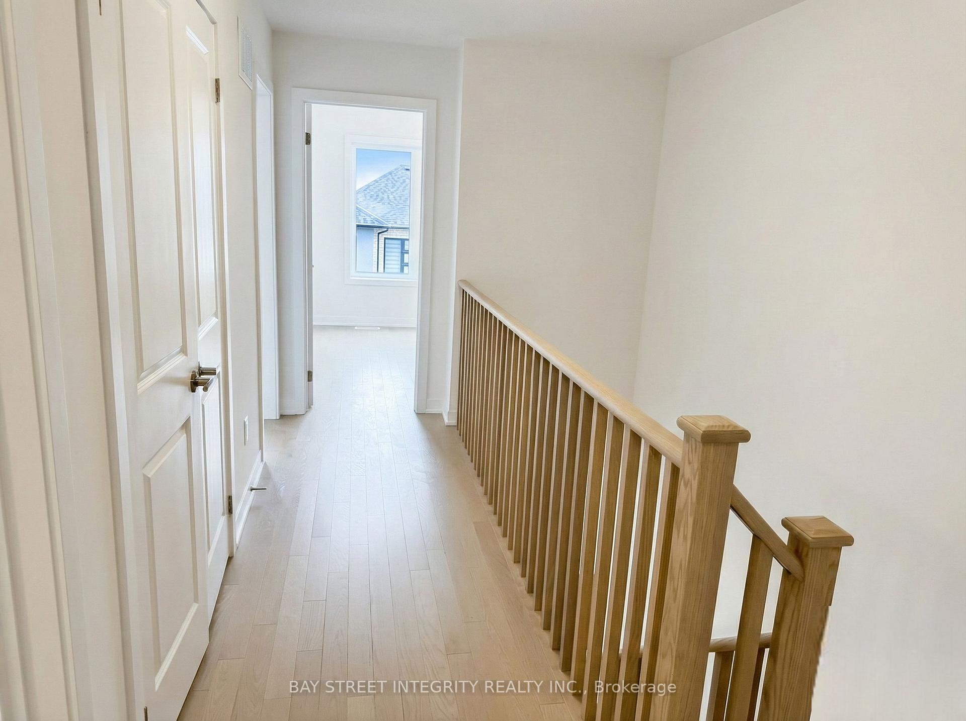 Photo 13 of 27 John Canning Way, Markham, Unionville — HOMEH