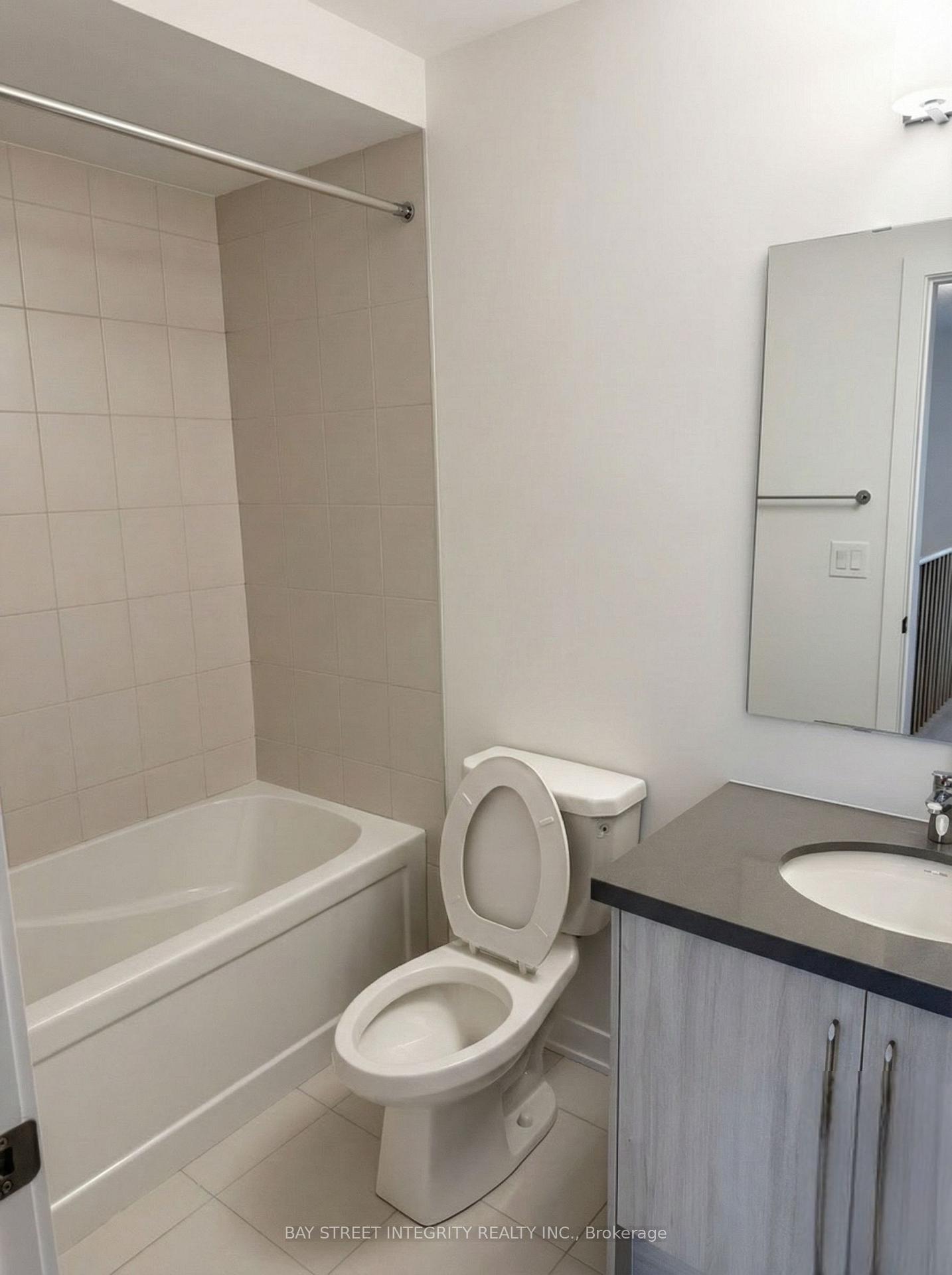 Photo 14 of 27 John Canning Way, Markham, Unionville — HOMEH
