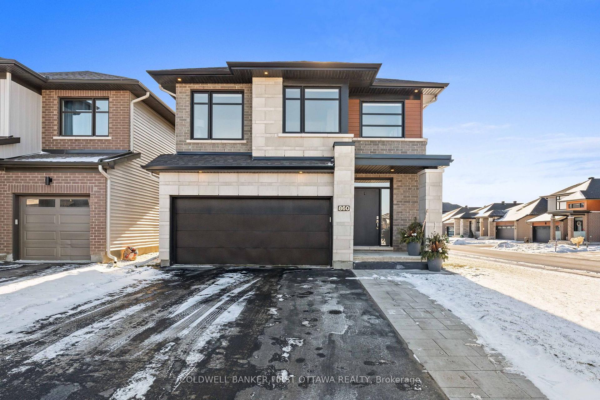 Photo 1 of 860 Atrium Ridge, Ottawa, Riverside South/Gloucester Glen — HOMEH