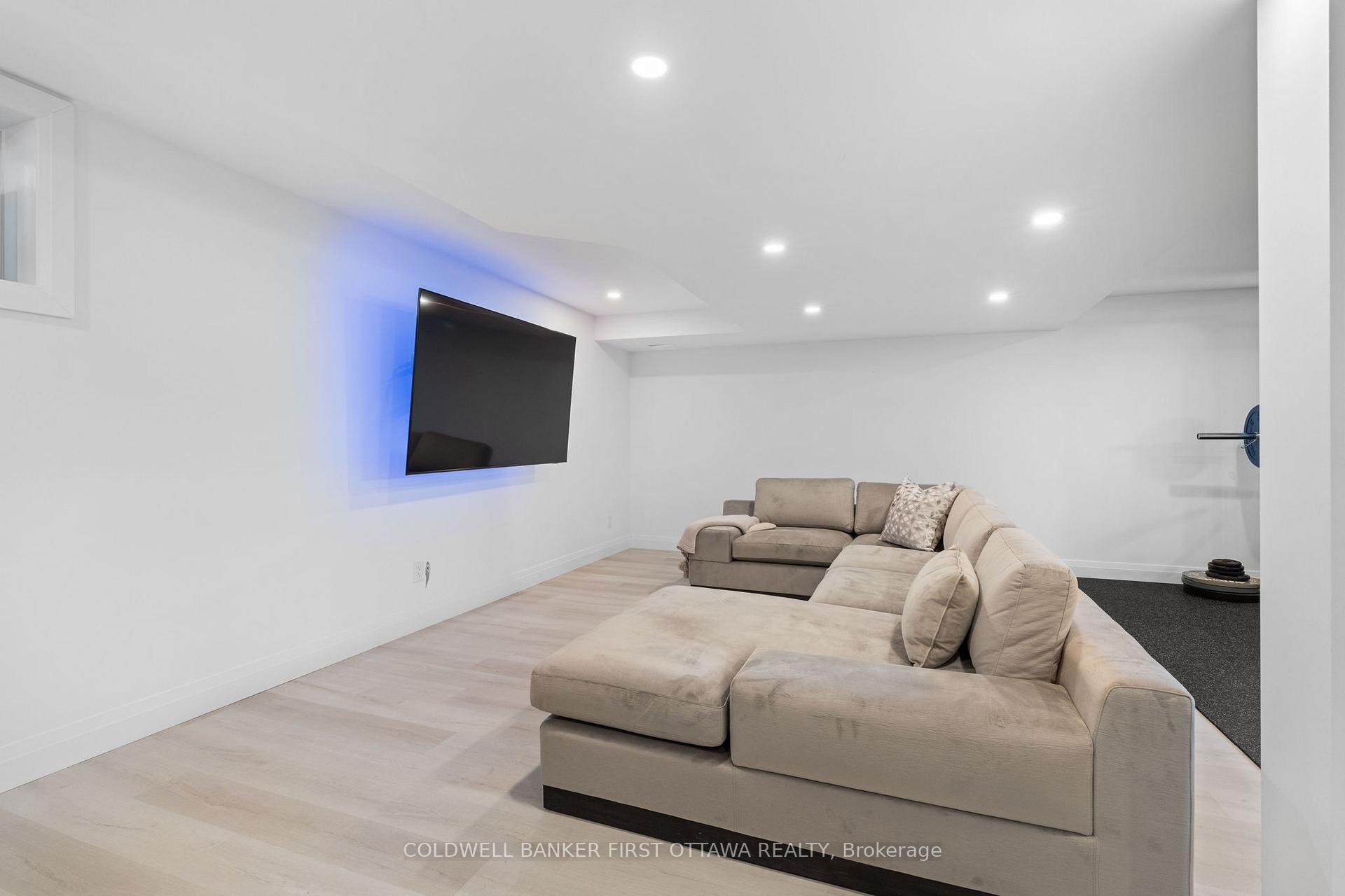 Photo 33 of 860 Atrium Ridge, Ottawa, Riverside South/Gloucester Glen — HOMEH