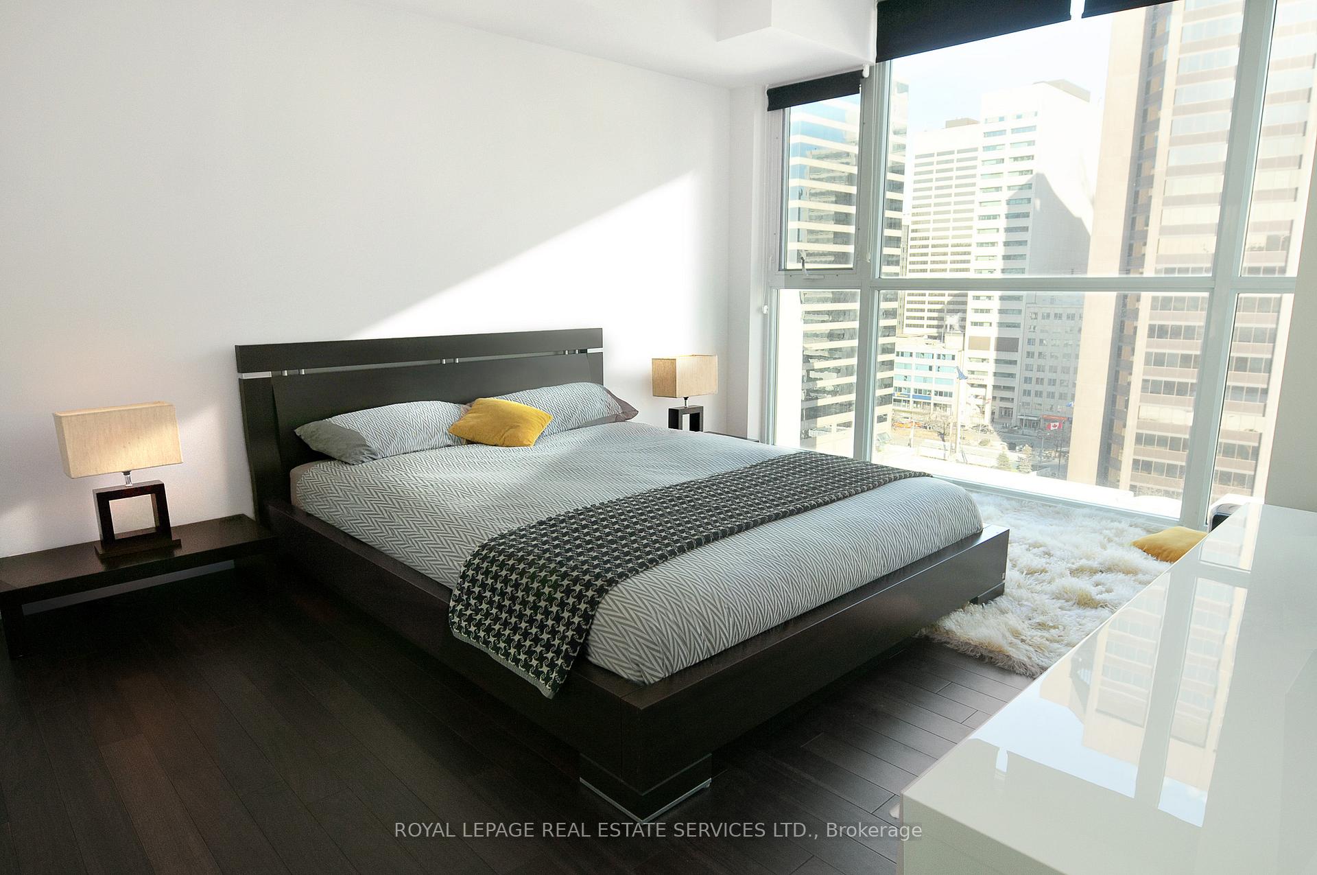 Photo 4 of Unit 1508, 96 St Patrick Street, Toronto, Kensington-Chinatown — HOMEH