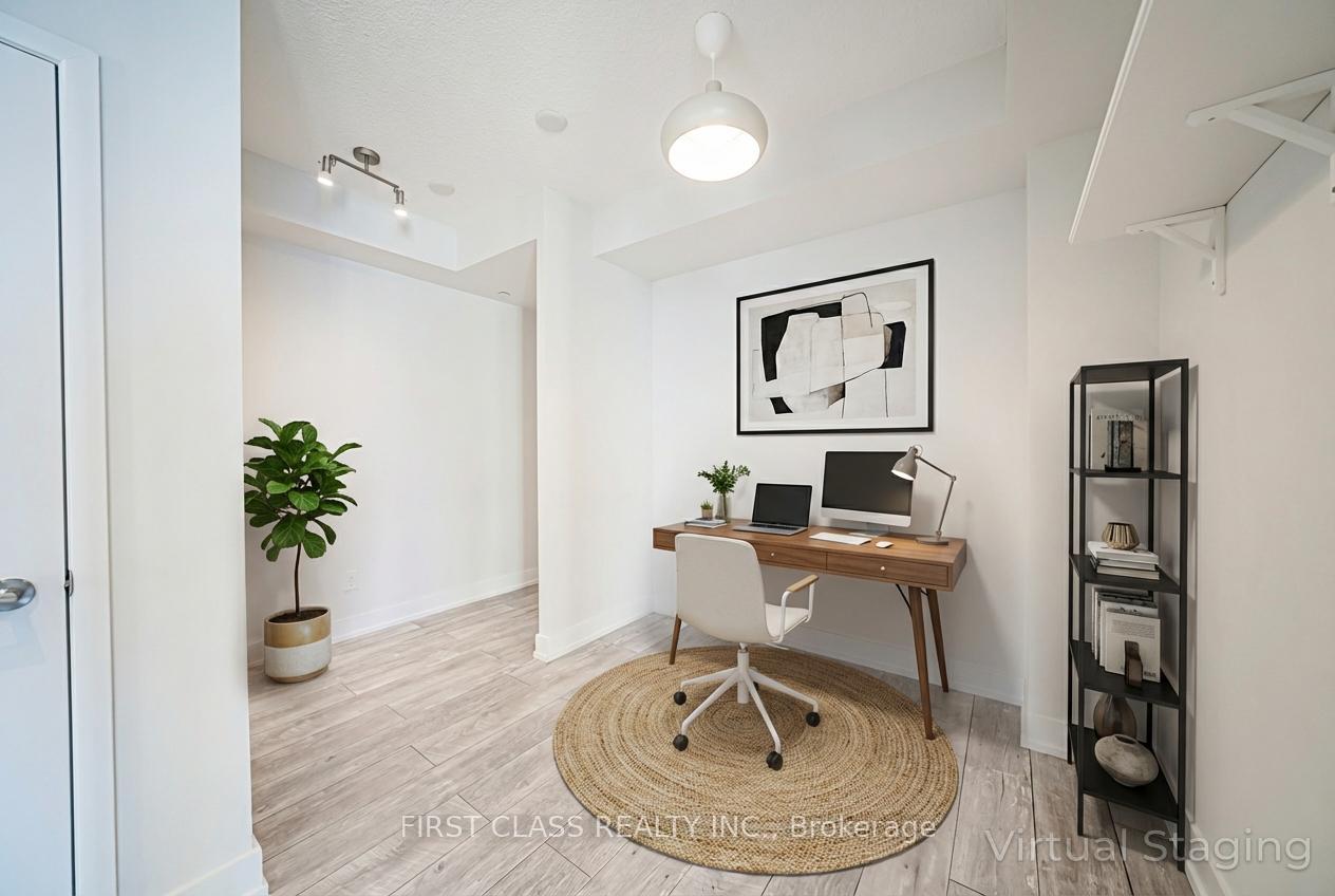 Photo 2 of Unit 528, 540 Bur Oak Avenue, Markham, Berczy — HOMEH