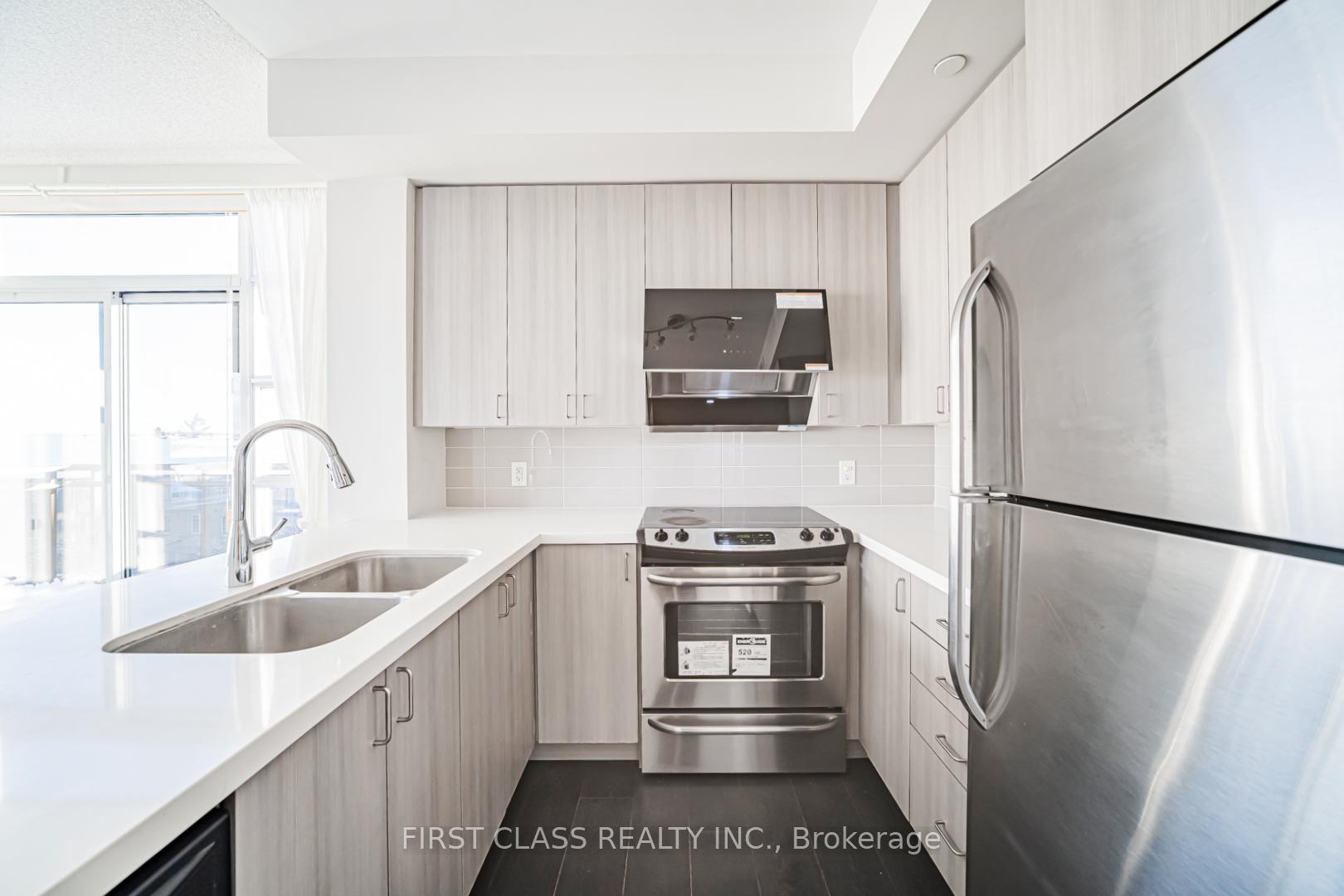 Photo 15 of Unit 528, 540 Bur Oak Avenue, Markham, Berczy — HOMEH
