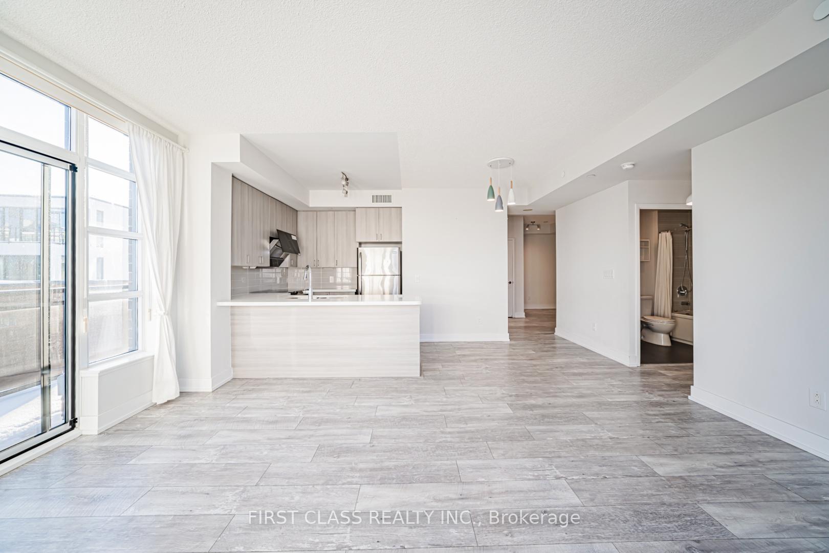 Photo 26 of Unit 528, 540 Bur Oak Avenue, Markham, Berczy — HOMEH