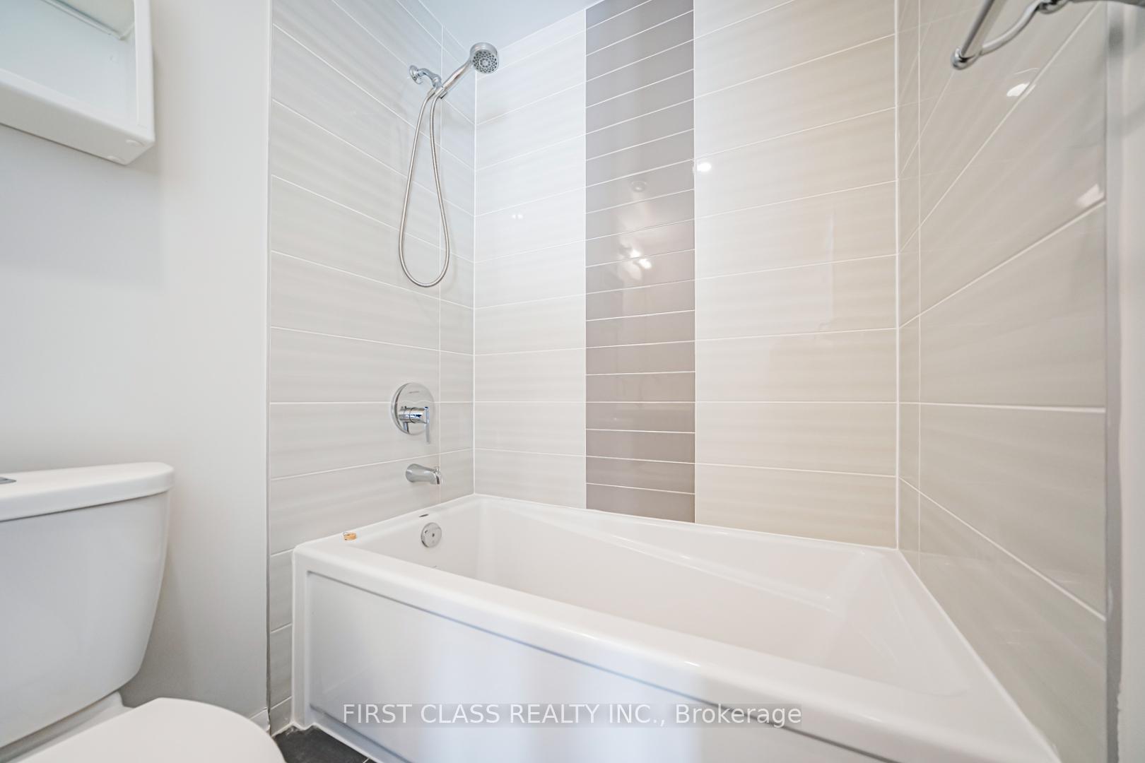 Photo 10 of Unit 528, 540 Bur Oak Avenue, Markham, Berczy — HOMEH