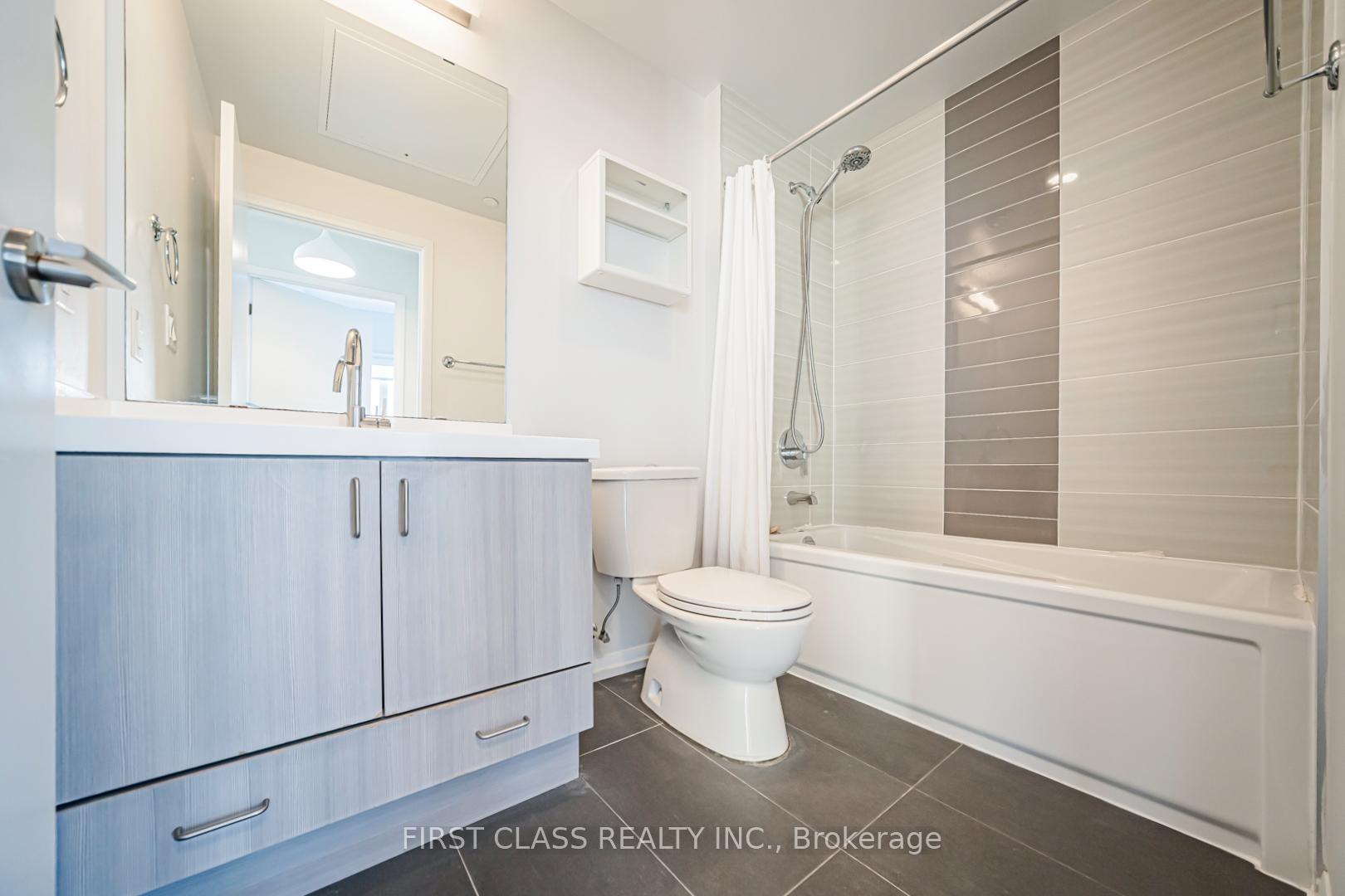 Photo 18 of Unit 528, 540 Bur Oak Avenue, Markham, Berczy — HOMEH