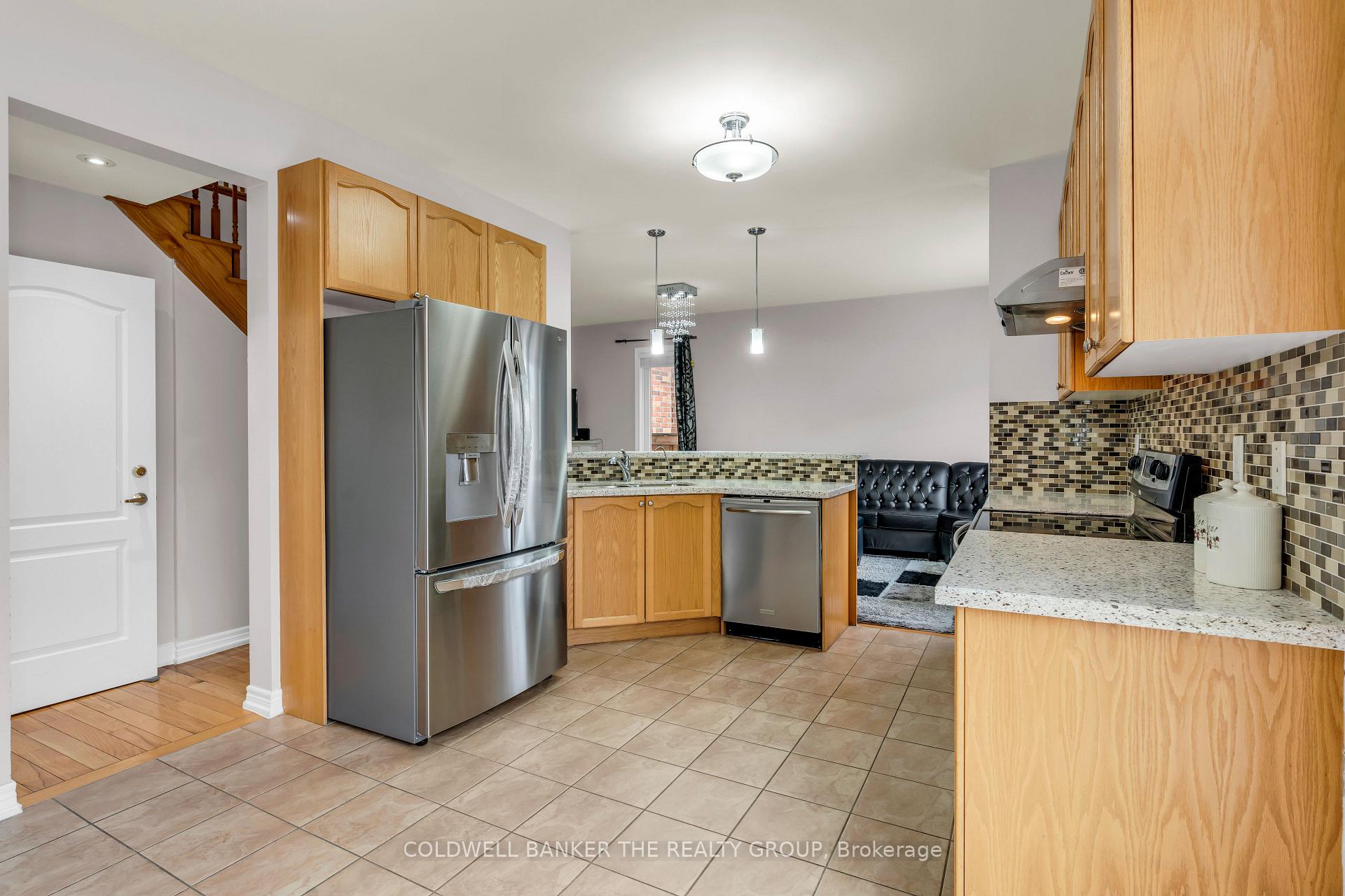 Photo 11 of 5 Amaryllis Drive, Brampton, Northwest Sandalwood Parkway — HOMEH