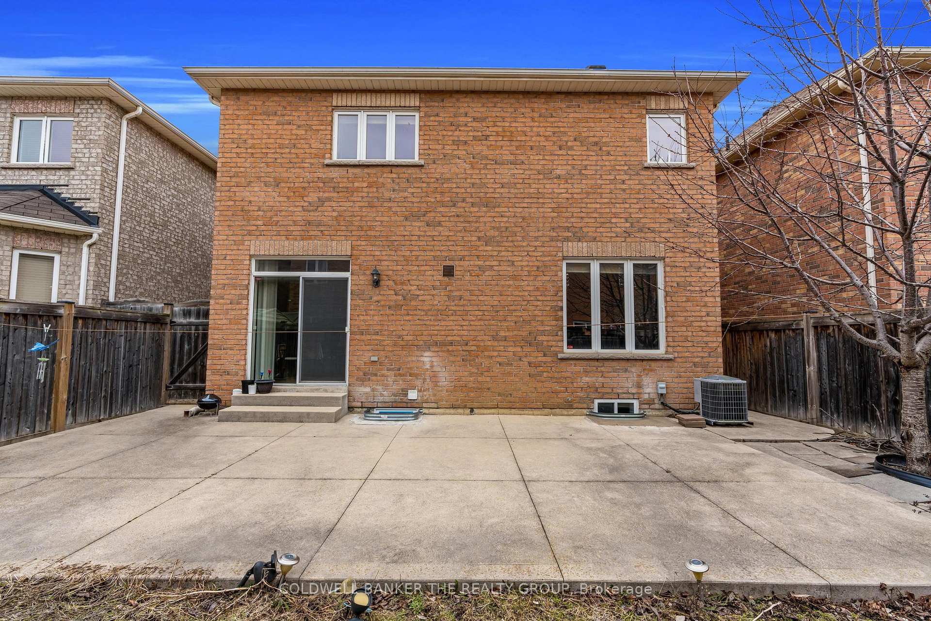 Photo 9 of 5 Amaryllis Drive, Brampton, Northwest Sandalwood Parkway — HOMEH