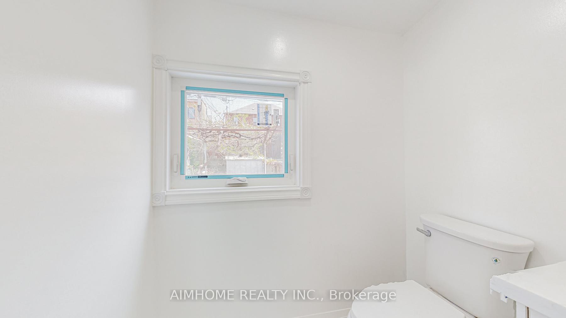 Photo 32 of Unit Main & 2nd Floor, 17A Blandford Street, Toronto, Oakwood Village — HOMEH