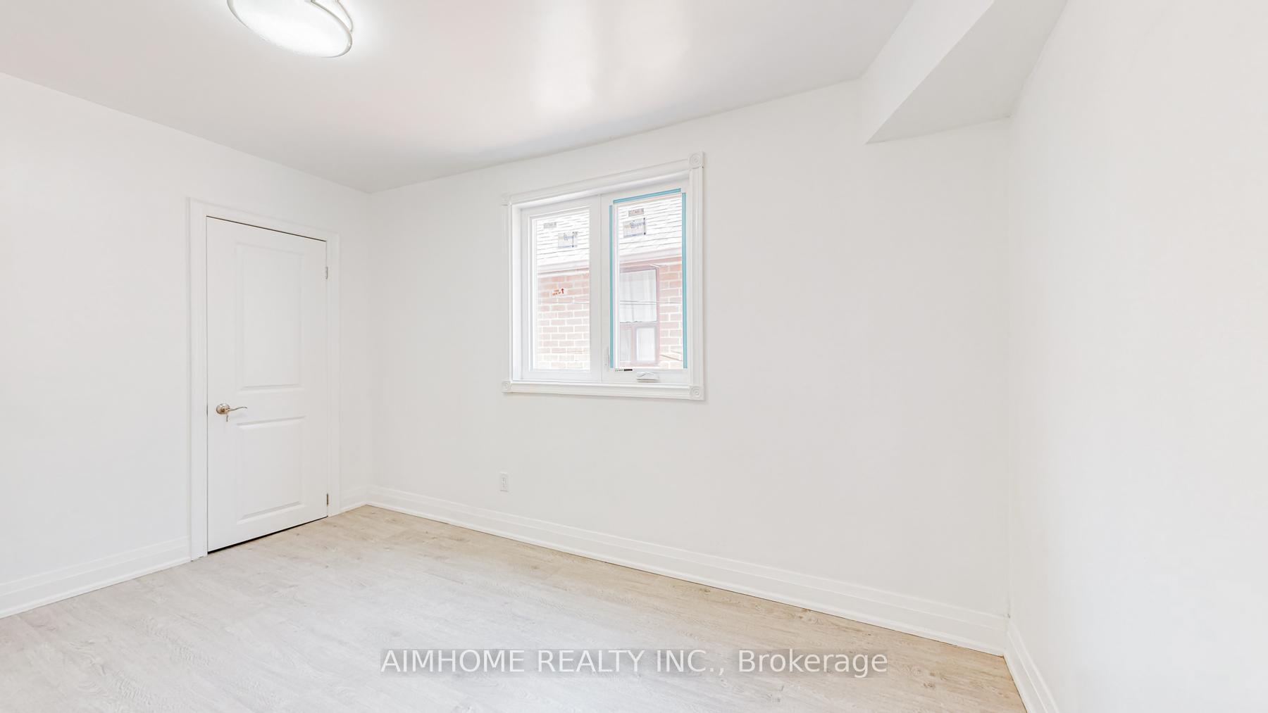 Photo 6 of Unit Main & 2nd Floor, 17A Blandford Street, Toronto, Oakwood Village — HOMEH