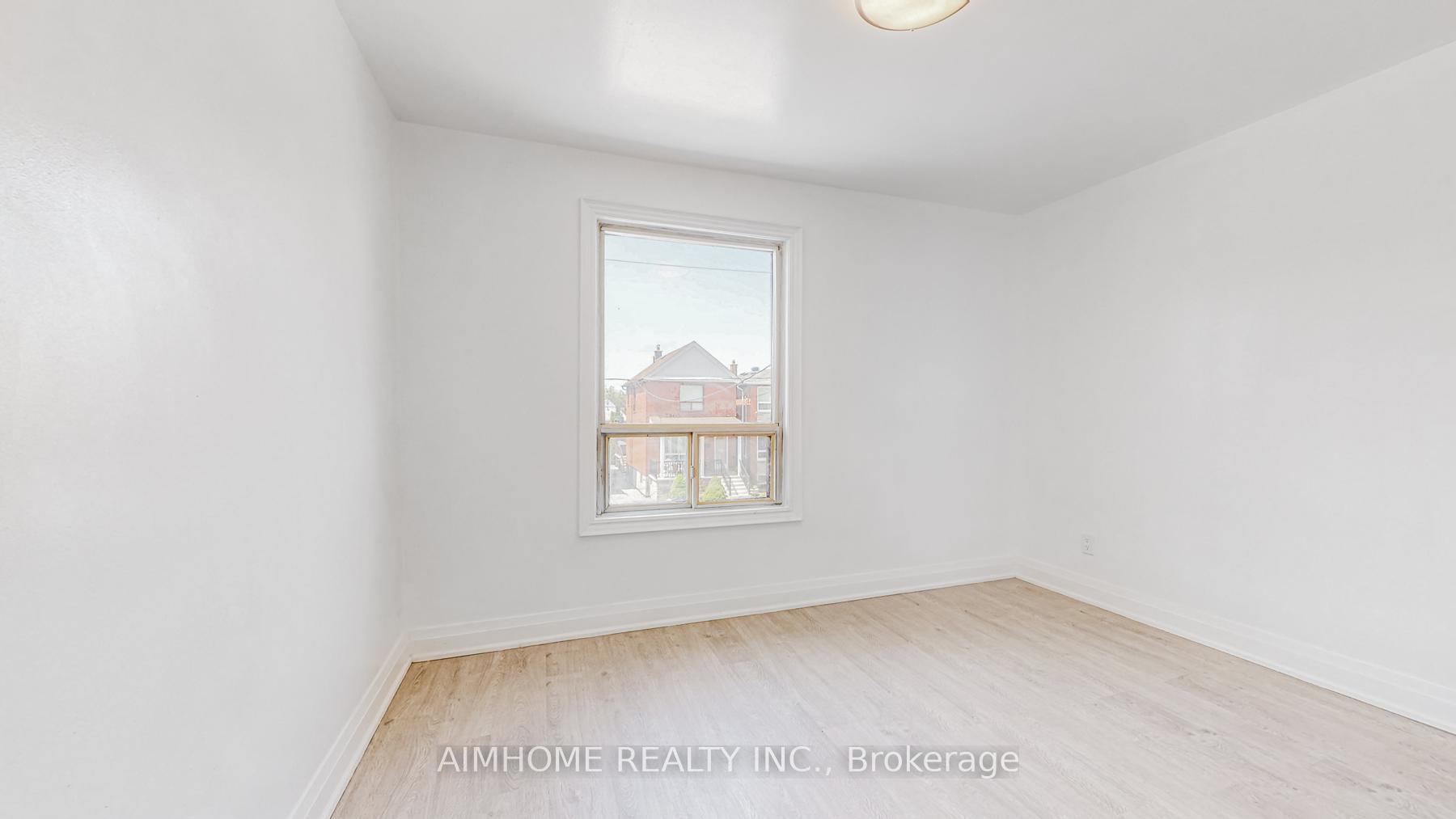 Photo 33 of Unit Main & 2nd Floor, 17A Blandford Street, Toronto, Oakwood Village — HOMEH
