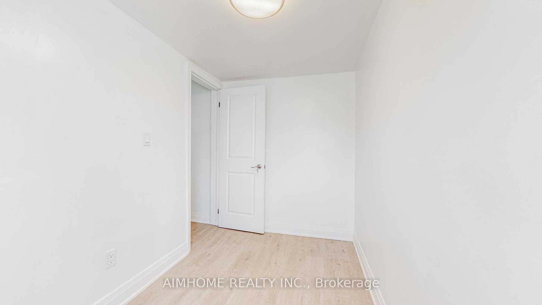 Photo 25 of Unit Main & 2nd Floor, 17A Blandford Street, Toronto, Oakwood Village — HOMEH