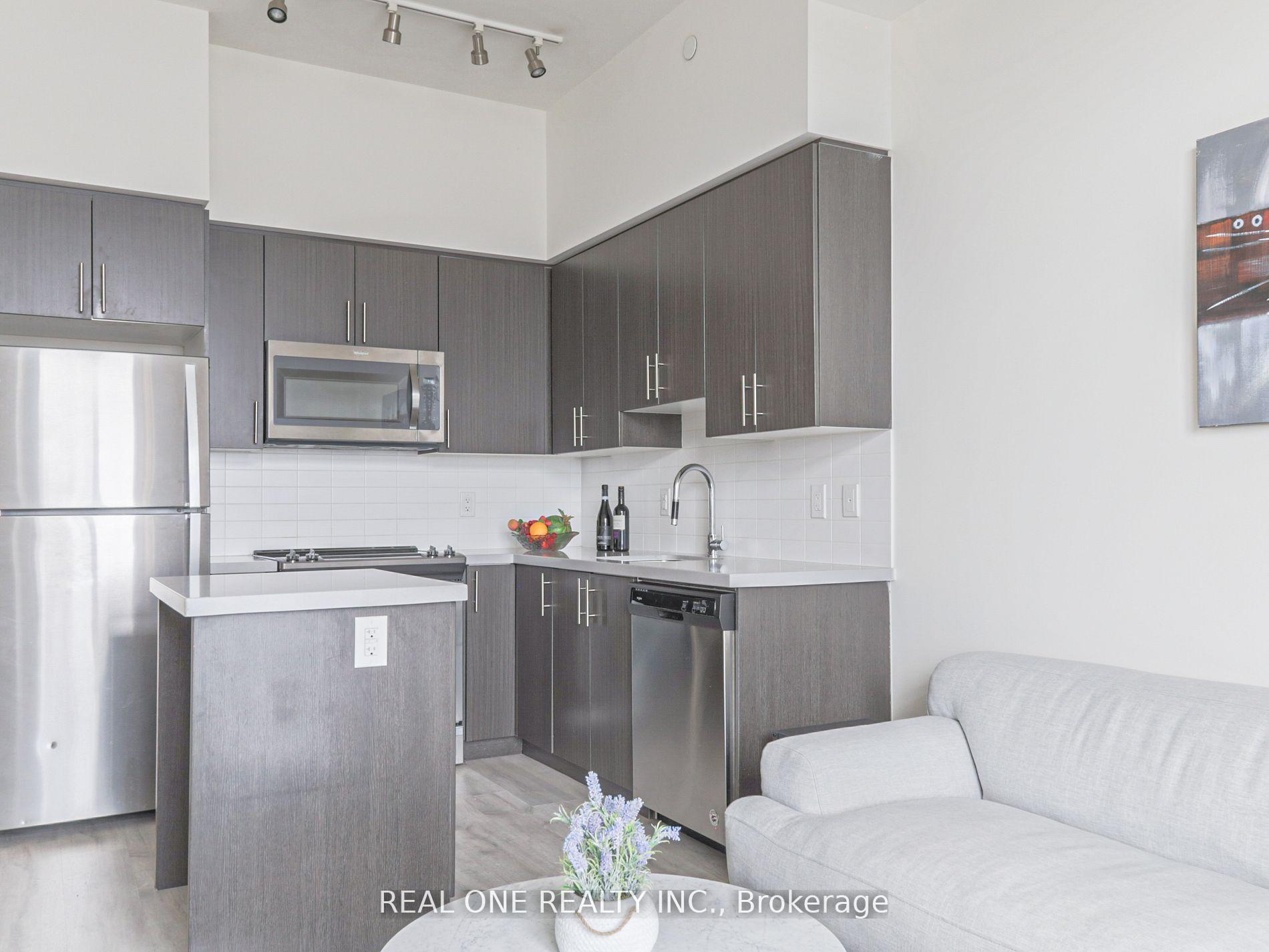 Photo 9 of Unit 307, 3600 Highway 7 Road, Vaughan, East Woodbridge — HOMEH