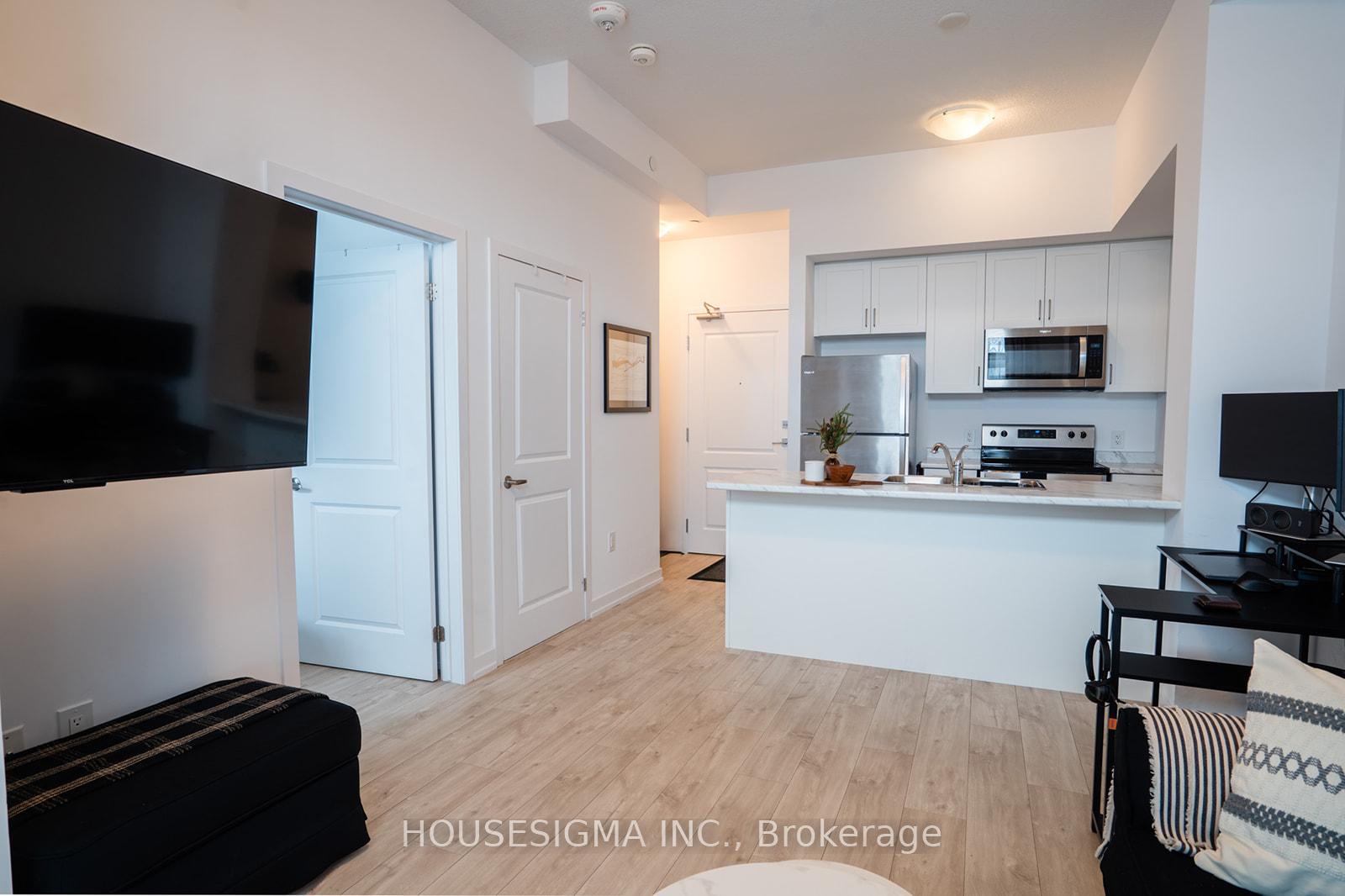 Photo 8 of Unit 115, 460 Dundas Street E, Hamilton, Waterdown — HOMEH