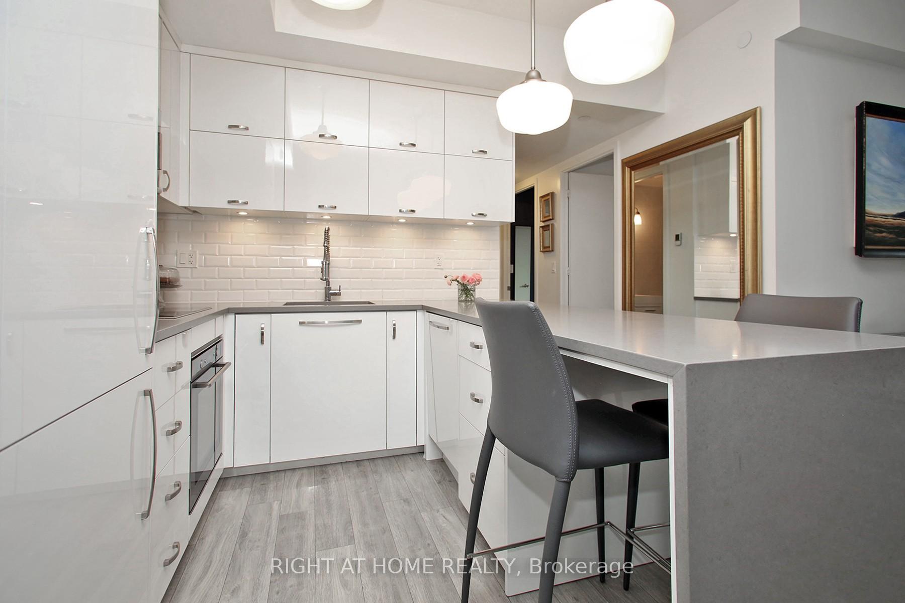 Photo 8 of Unit 320, 106 Dovercourt Road, Toronto, Trinity-Bellwoods — HOMEH