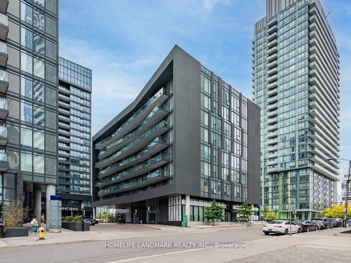 Front of Unit 608, 90 queens whalf Road