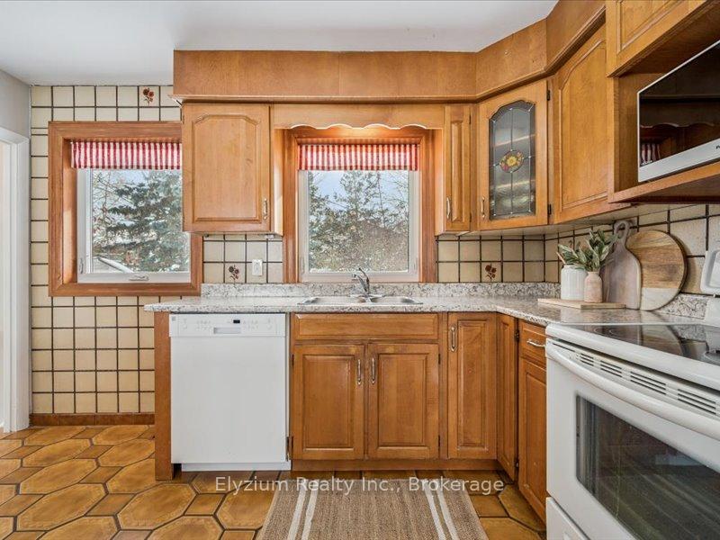 Photo 14 of 149 Waverley Drive, Guelph, Riverside Park — HOMEH