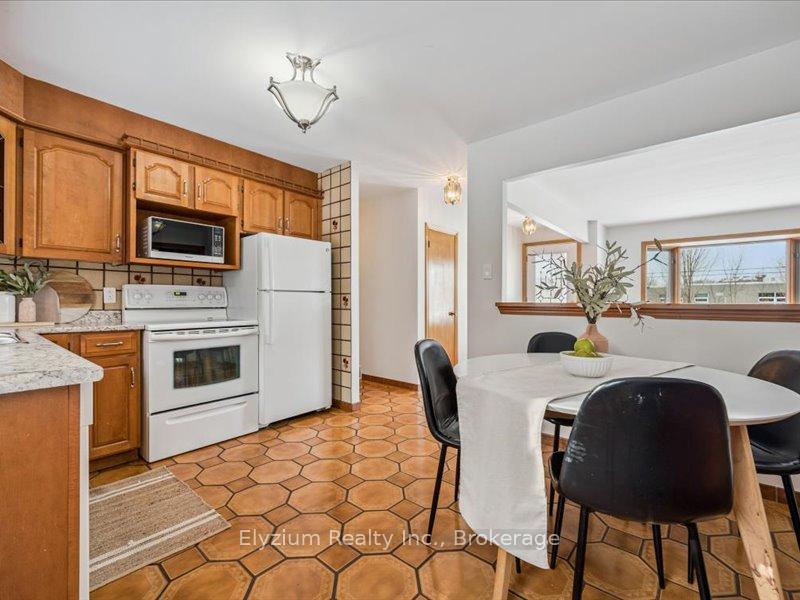 Photo 6 of 149 Waverley Drive, Guelph, Riverside Park — HOMEH