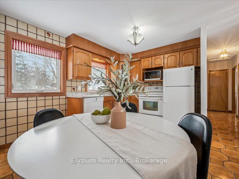 Photo 5 of 149 Waverley Drive, Guelph, Riverside Park — HOMEH