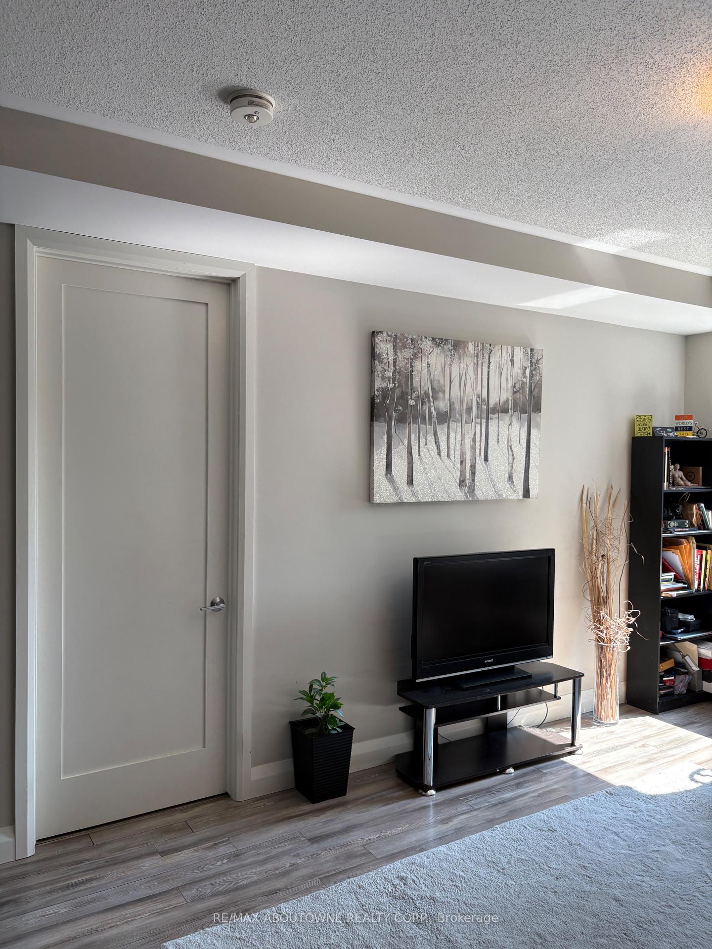 Photo 18 of Unit 519, 118 King Street E, Hamilton, Beasley — HOMEH