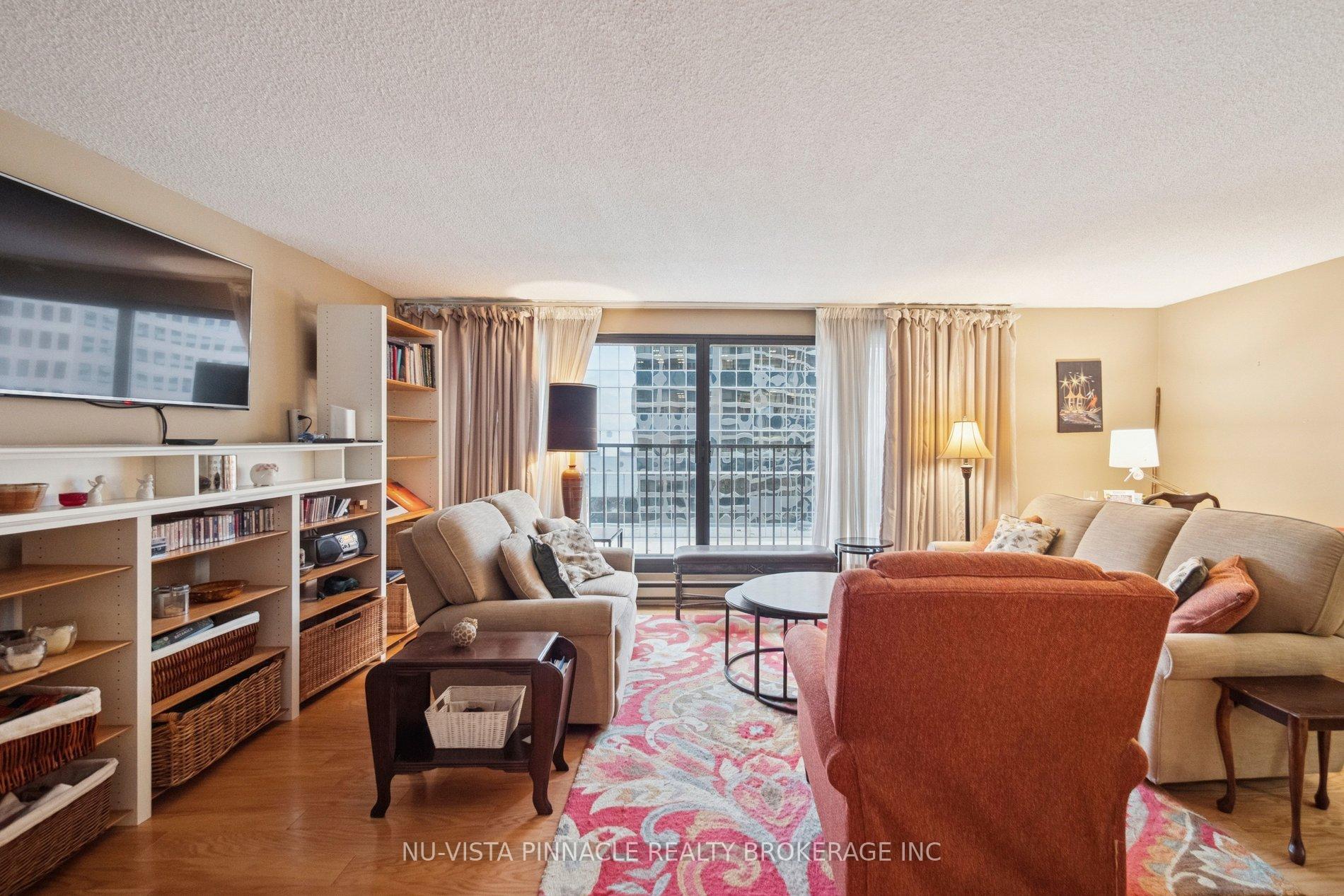 Photo 11 of Unit 1418, 55 Harbour Square, Toronto, Waterfront Communities — HOMEH