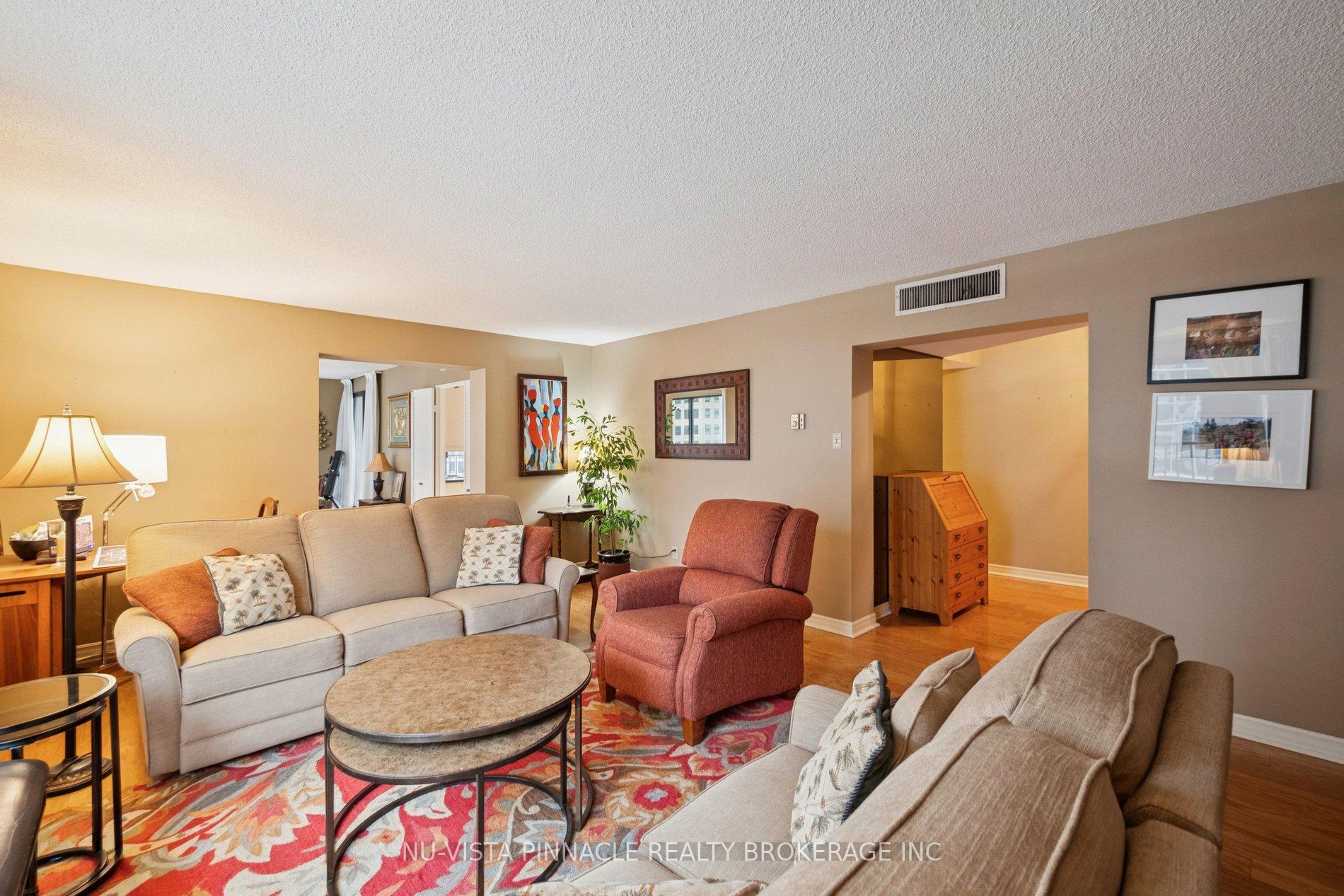 Photo 16 of Unit 1418, 55 Harbour Square, Toronto, Waterfront Communities — HOMEH