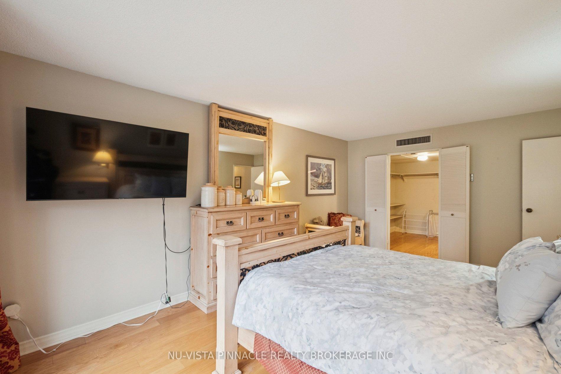 Photo 30 of Unit 1418, 55 Harbour Square, Toronto, Waterfront Communities — HOMEH