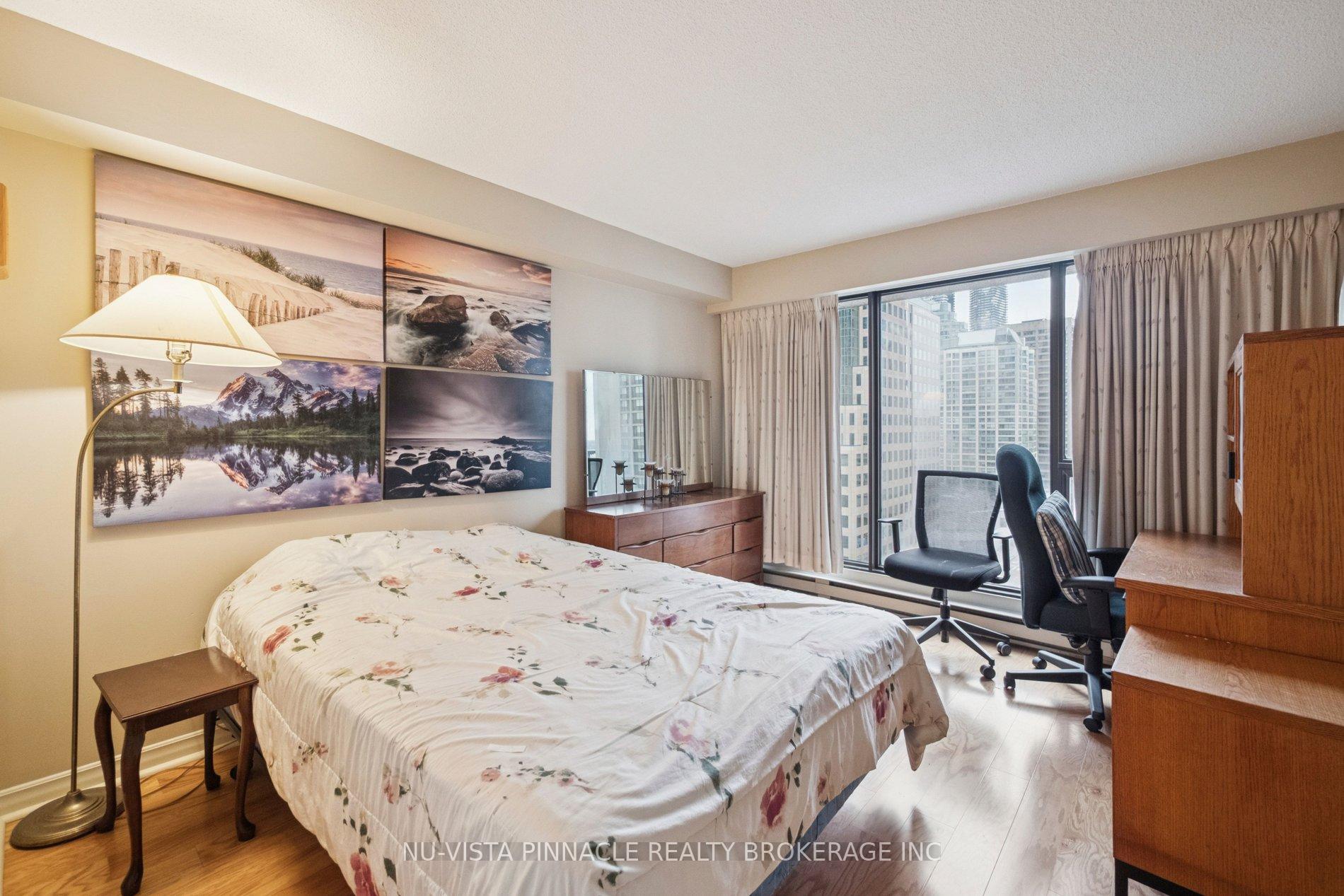 Photo 35 of Unit 1418, 55 Harbour Square, Toronto, Waterfront Communities — HOMEH