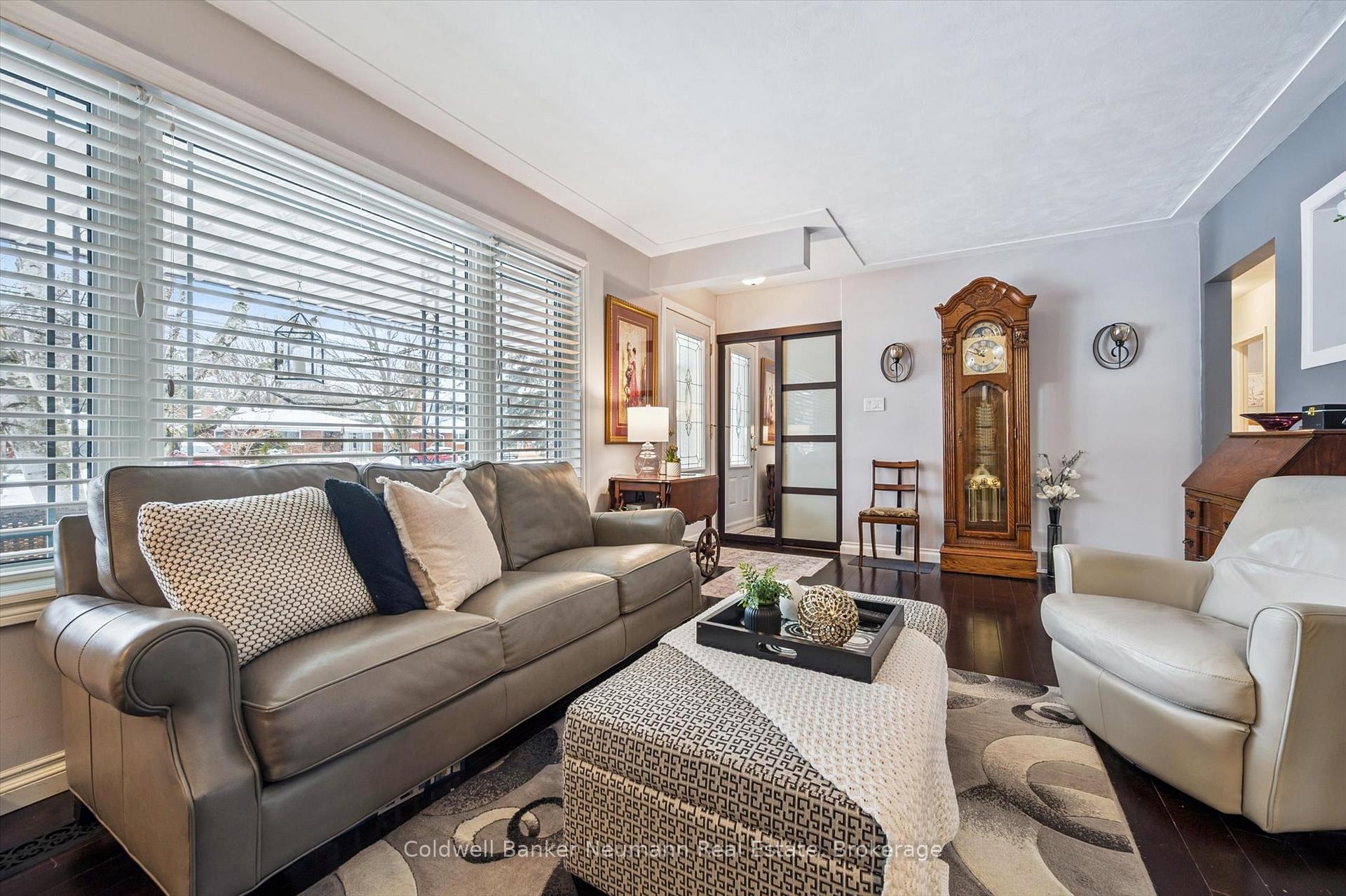 Photo 5 of 212 Waverley Drive, Guelph, Riverside Park — HOMEH