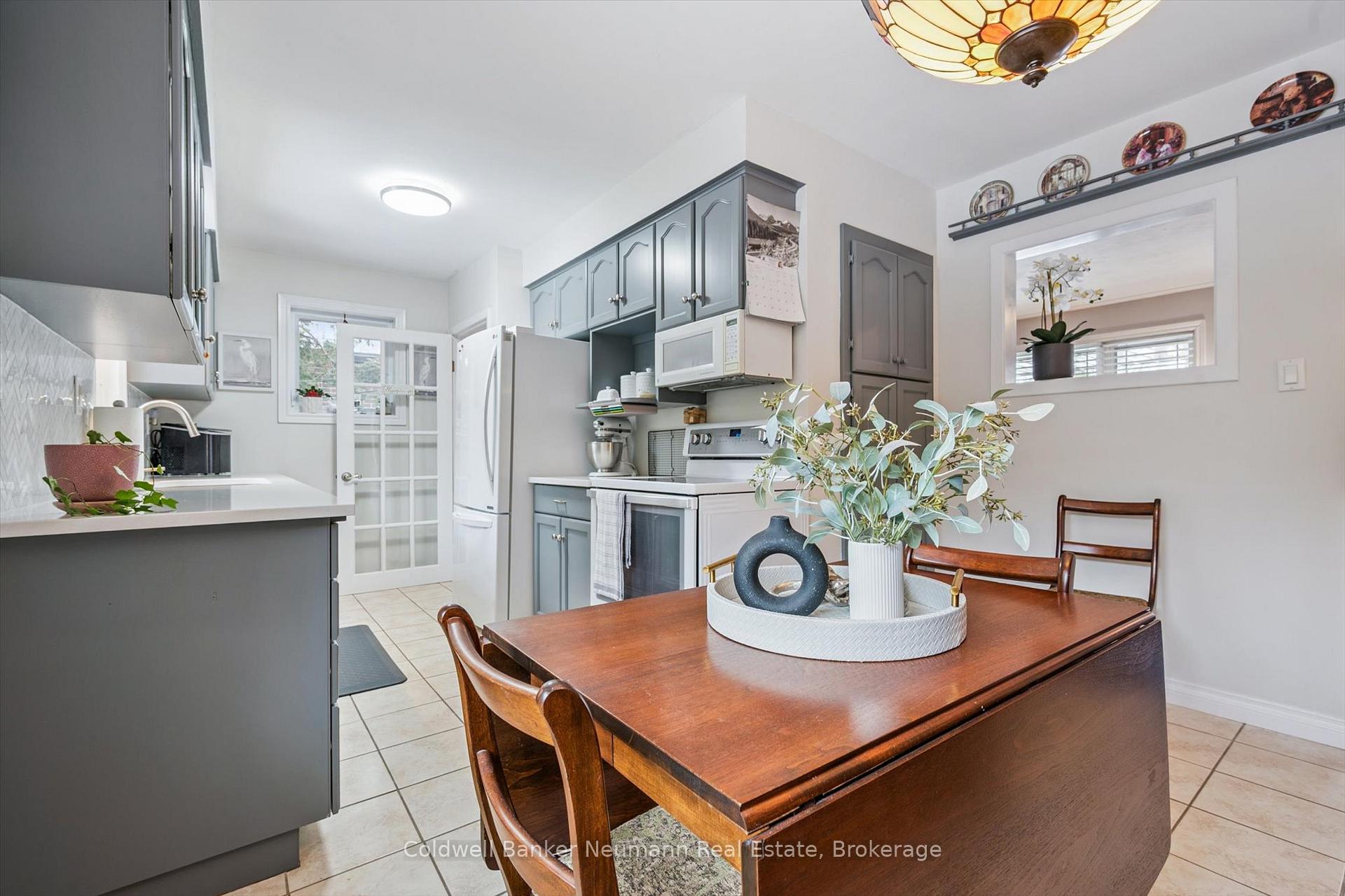 Photo 7 of 212 Waverley Drive, Guelph, Riverside Park — HOMEH