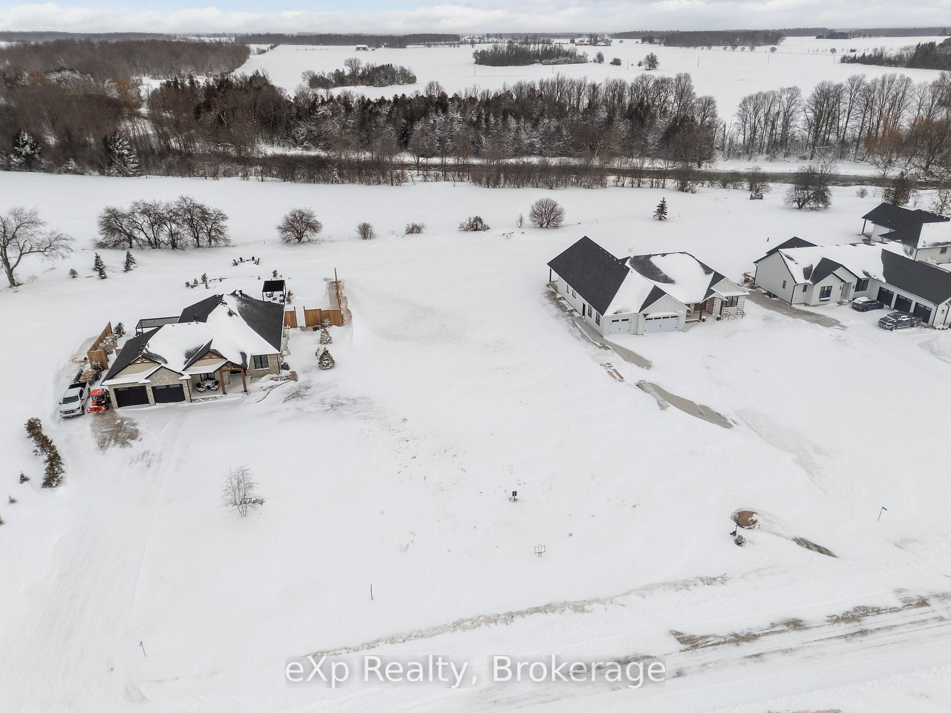 Photo 10 of 43712 Adelaide Street, Huron East, Grey — HOMEH