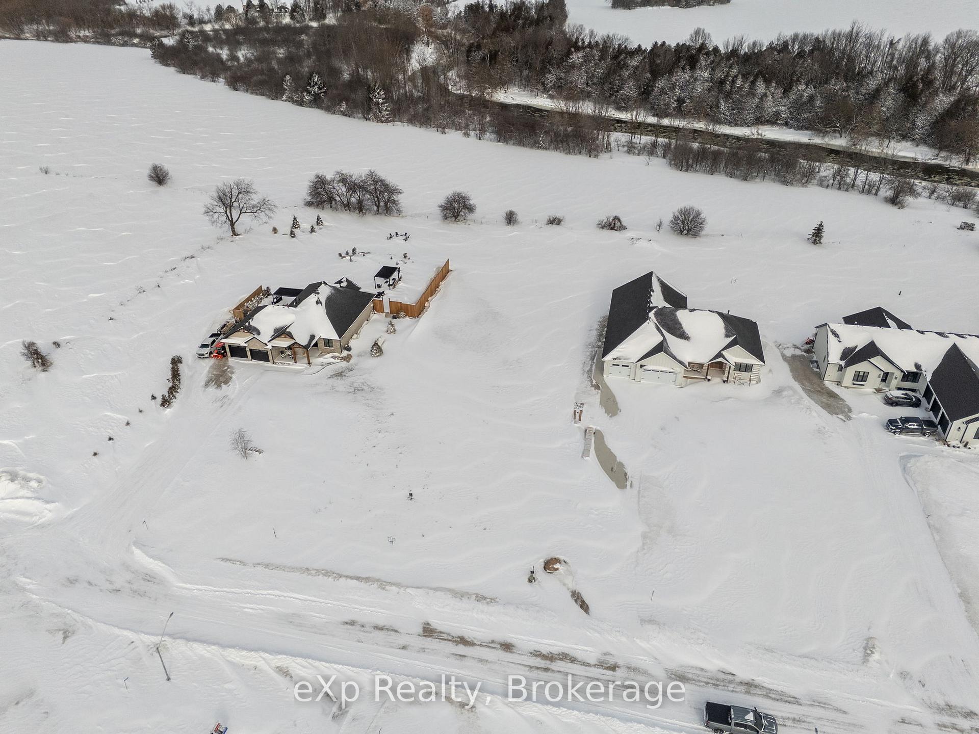 Photo 18 of 43712 Adelaide Street, Huron East, Grey — HOMEH