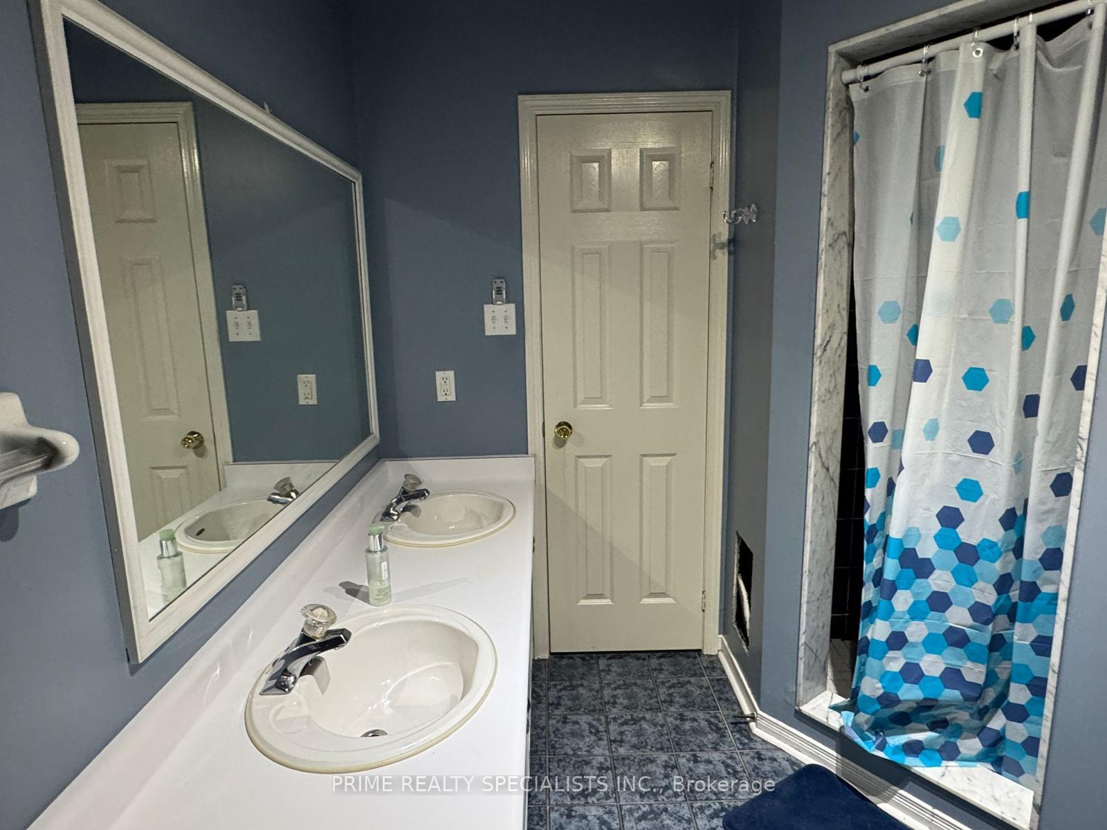 Photo 12 of 122 Olympia Crescent, Brampton, Fletcher's Creek Village — HOMEH